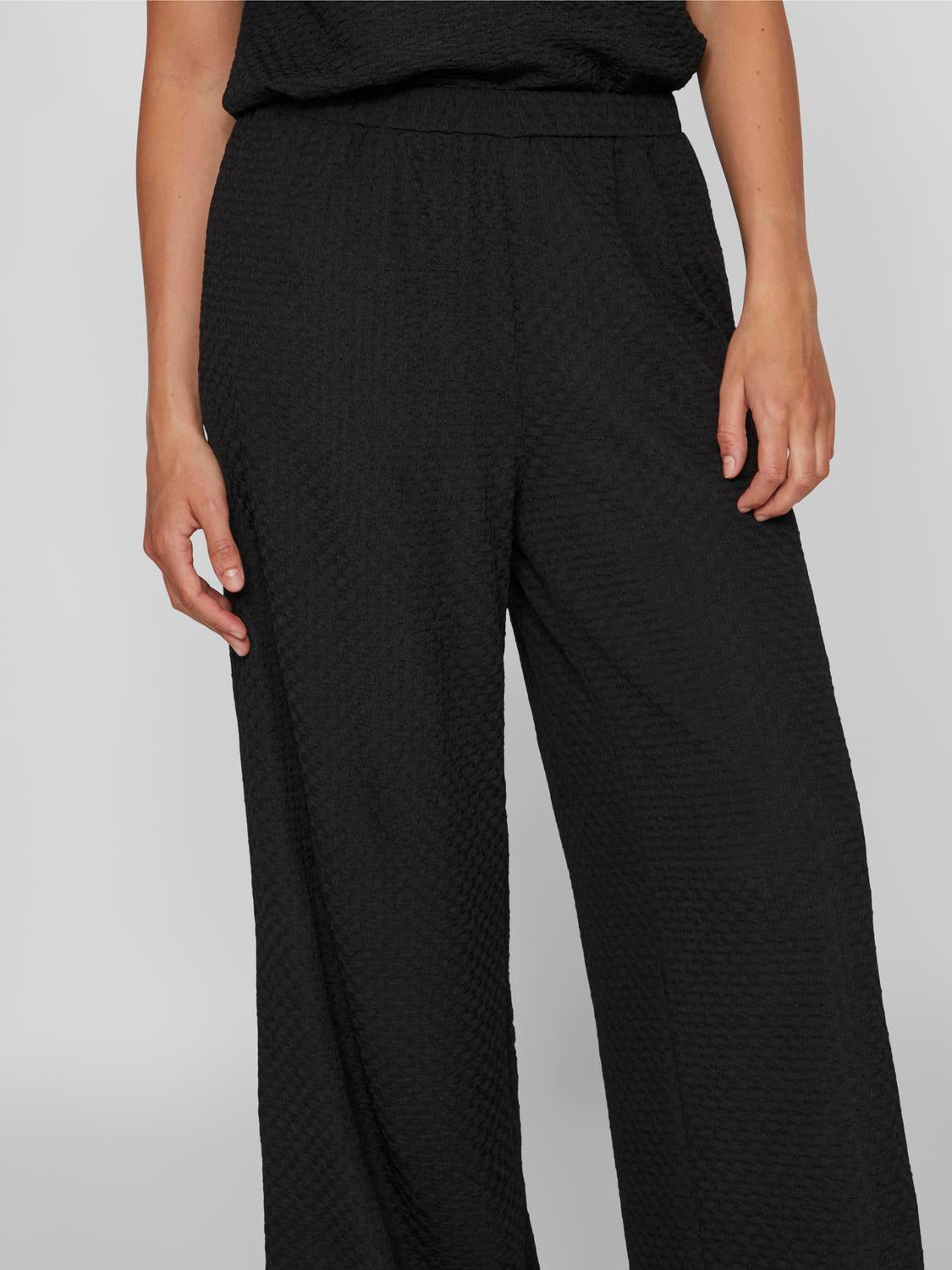 VIVALLIE Pants - Black Beauty - VERO MODA & VILA Bergvik