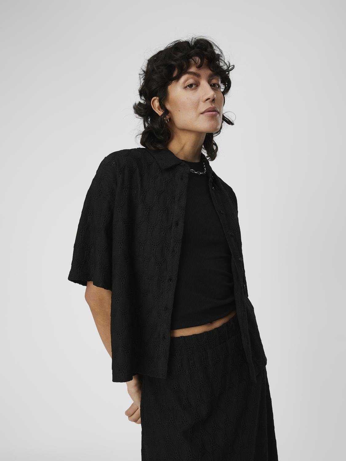 OBJFEODORA Shirts - Black - VERO MODA & VILA Bergvik
