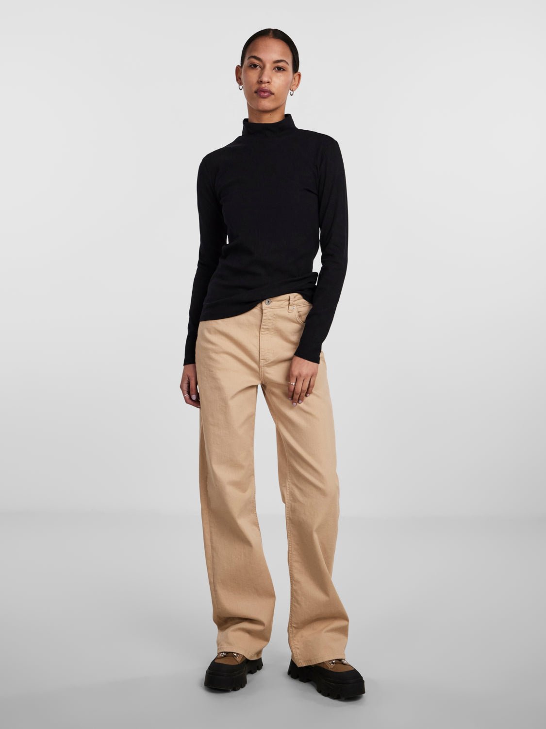 PCRUKA T-Shirt - Black - VERO MODA & VILA Bergvik