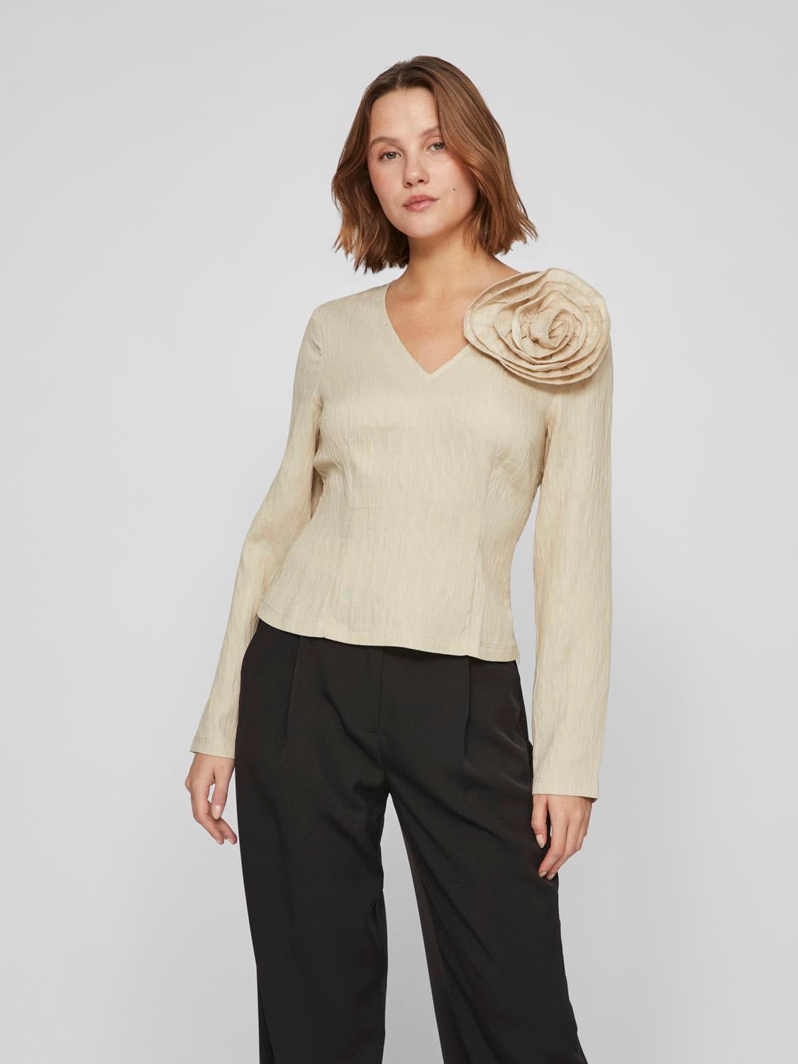 VIFLOWERY T-Shirts & Tops - Cement - VERO MODA & VILA Bergvik