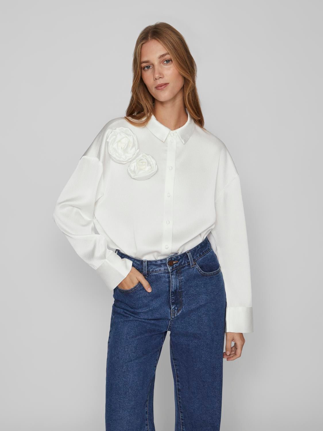 VIMEDINA Shirts - Cloud Dancer - VERO MODA & VILA Bergvik