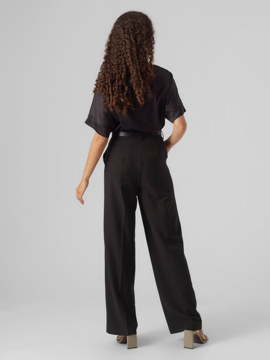 VMMERLE T-Shirts & Tops - Black - VERO MODA & VILA Bergvik