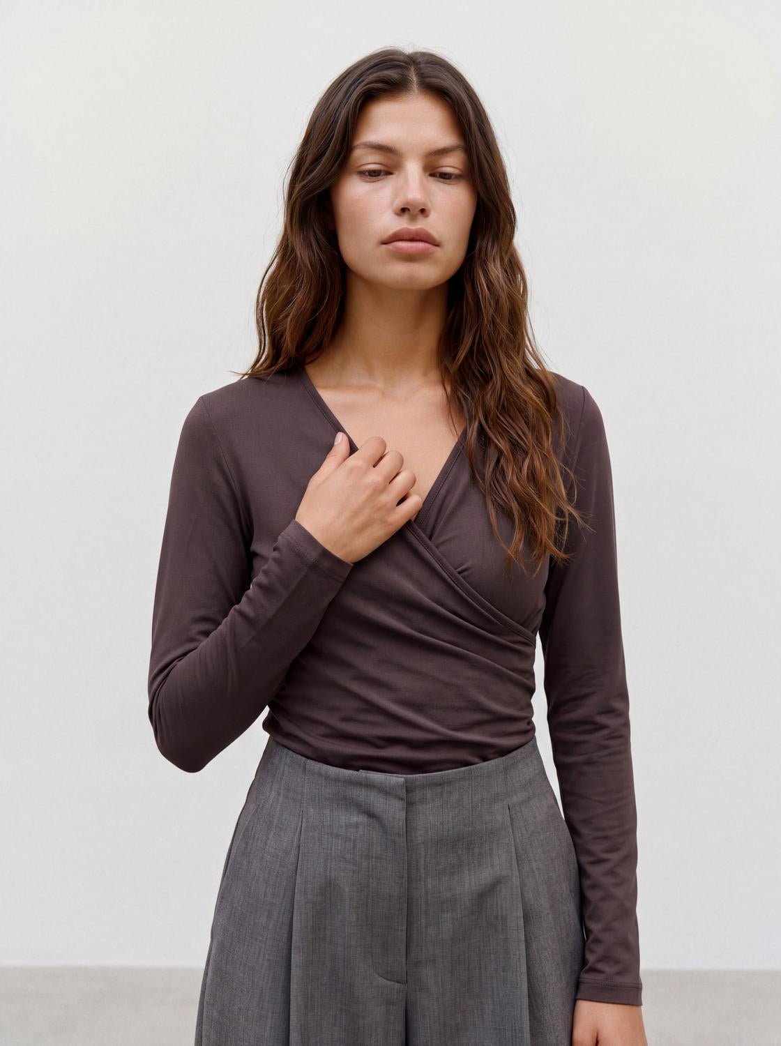 AWDEMI Top - Chocolate Torte - VERO MODA & VILA Bergvik
