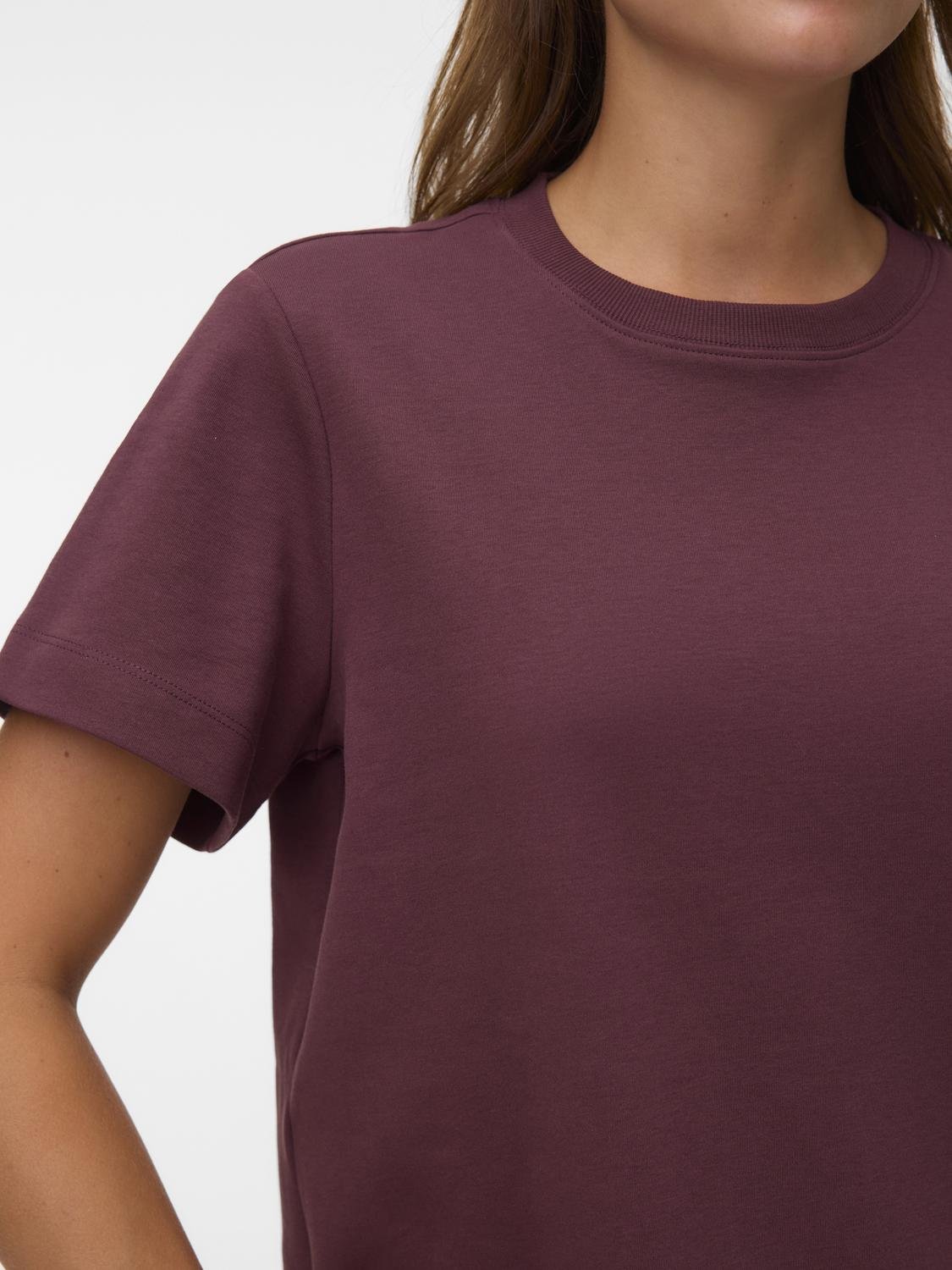 AWNAIMA T-shirt - Catawba Grape - VERO MODA & VILA Bergvik
