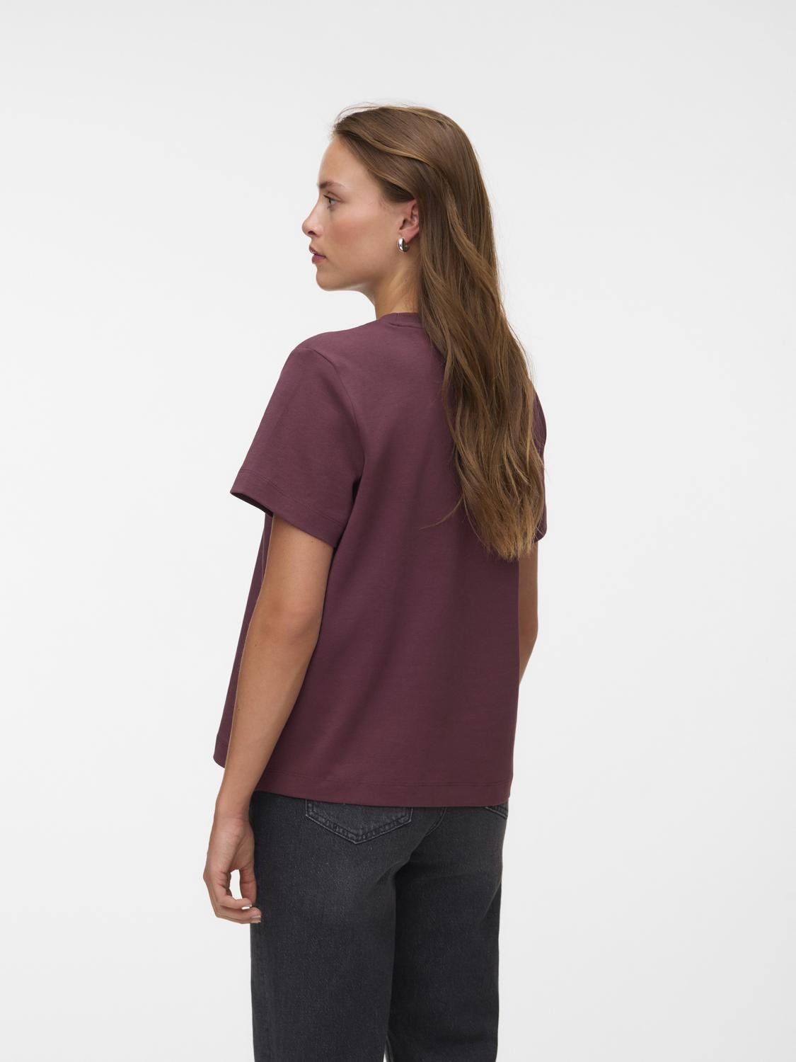 AWNAIMA T-shirt - Catawba Grape - VERO MODA & VILA Bergvik