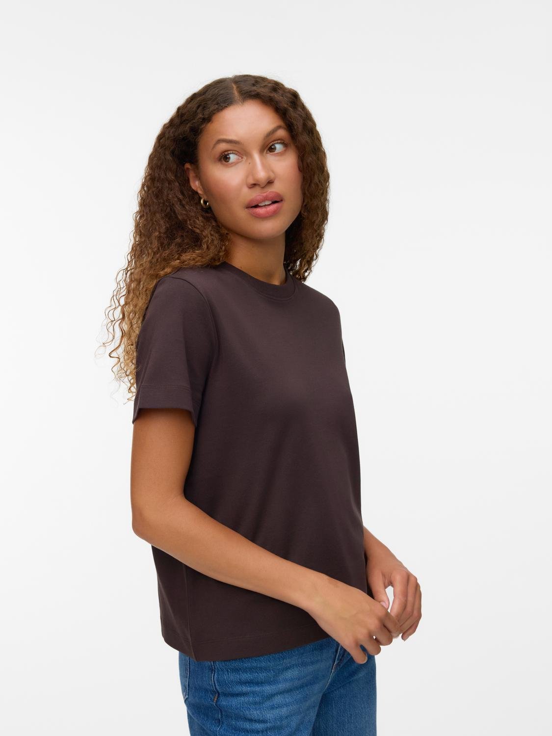 AWNAIMA T-shirt - Chocolate Torte - VERO MODA & VILA Bergvik