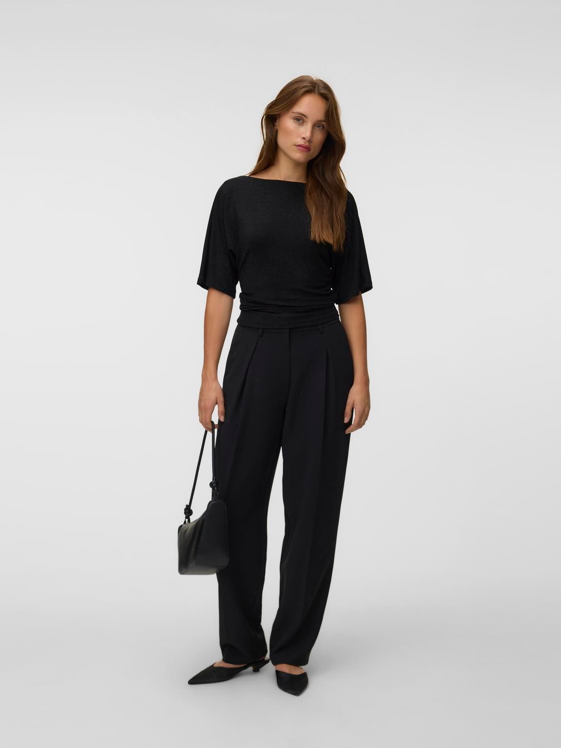 AWURSULA Top - Black - VERO MODA & VILA Bergvik
