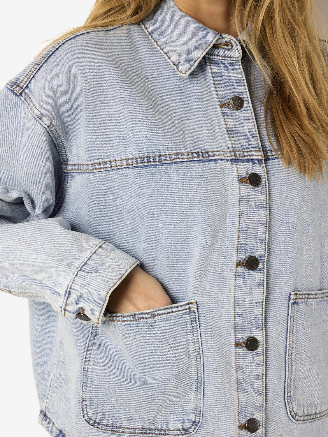 NMKETTIE Denim Jacket - Light Blue Denim - VERO MODA & VILA Bergvik