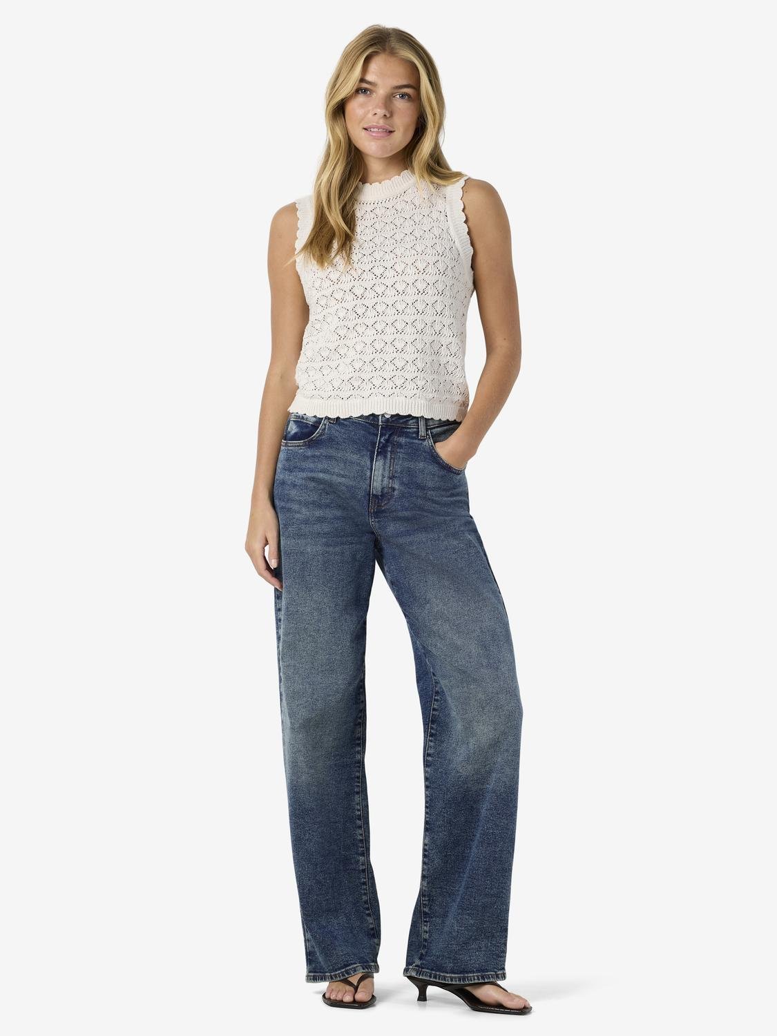NMLAIKA Knit Top - Birch - VERO MODA & VILA Bergvik