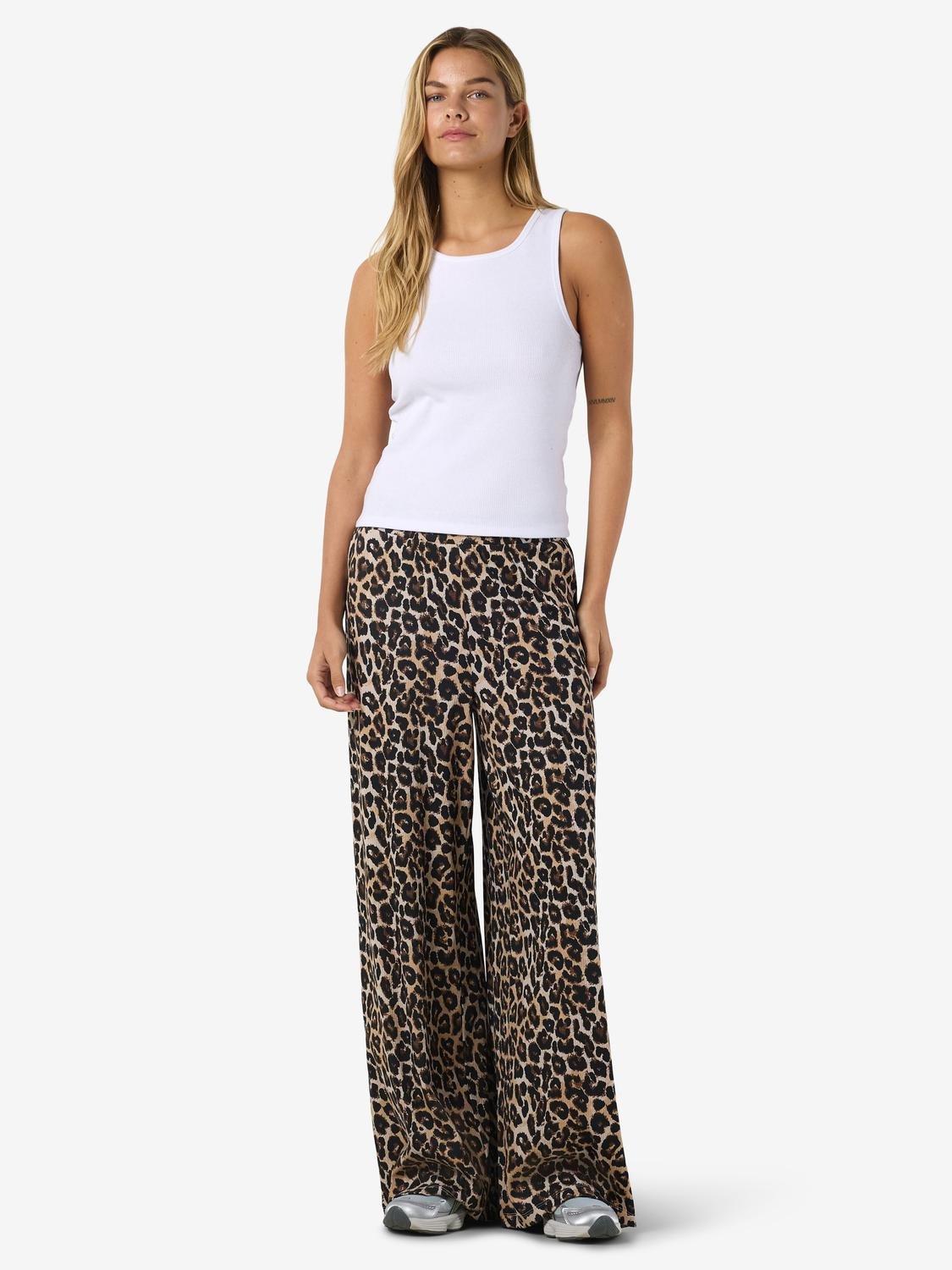 NMPASA Trousers - Black - VERO MODA & VILA Bergvik