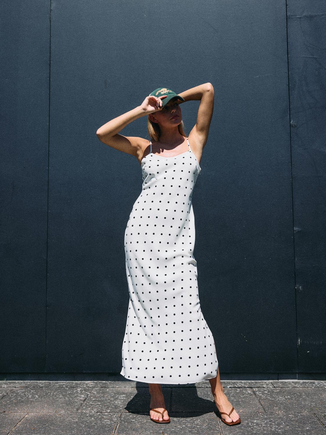 NMSOPHIE Long Dress - Cloud Dancer - VERO MODA & VILA Bergvik