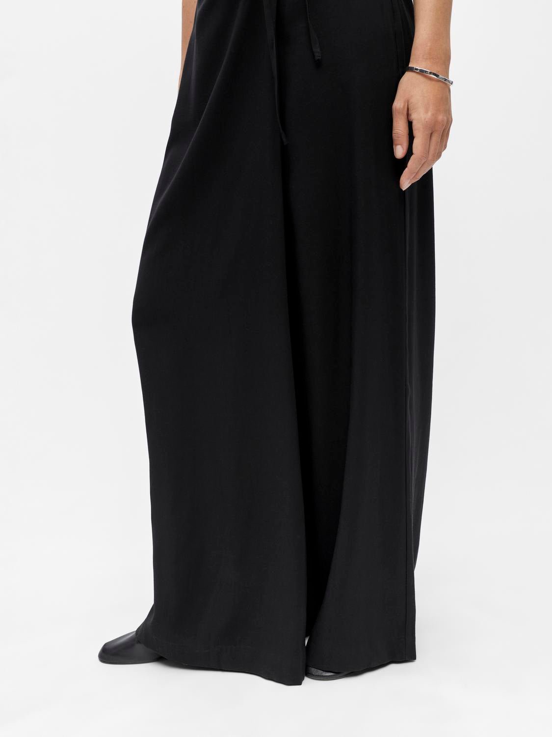 OBJFIA Trousers - Black - VERO MODA & VILA Bergvik