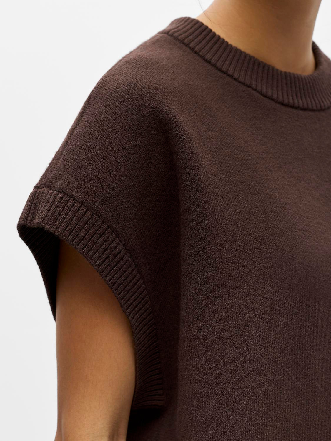 OBJITONE Knitted Waistcoat - Seal Brown - VERO MODA & VILA Bergvik