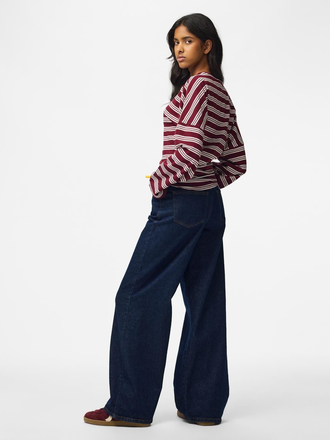 PCALLI Top - Windsor Wine - VERO MODA & VILA Bergvik