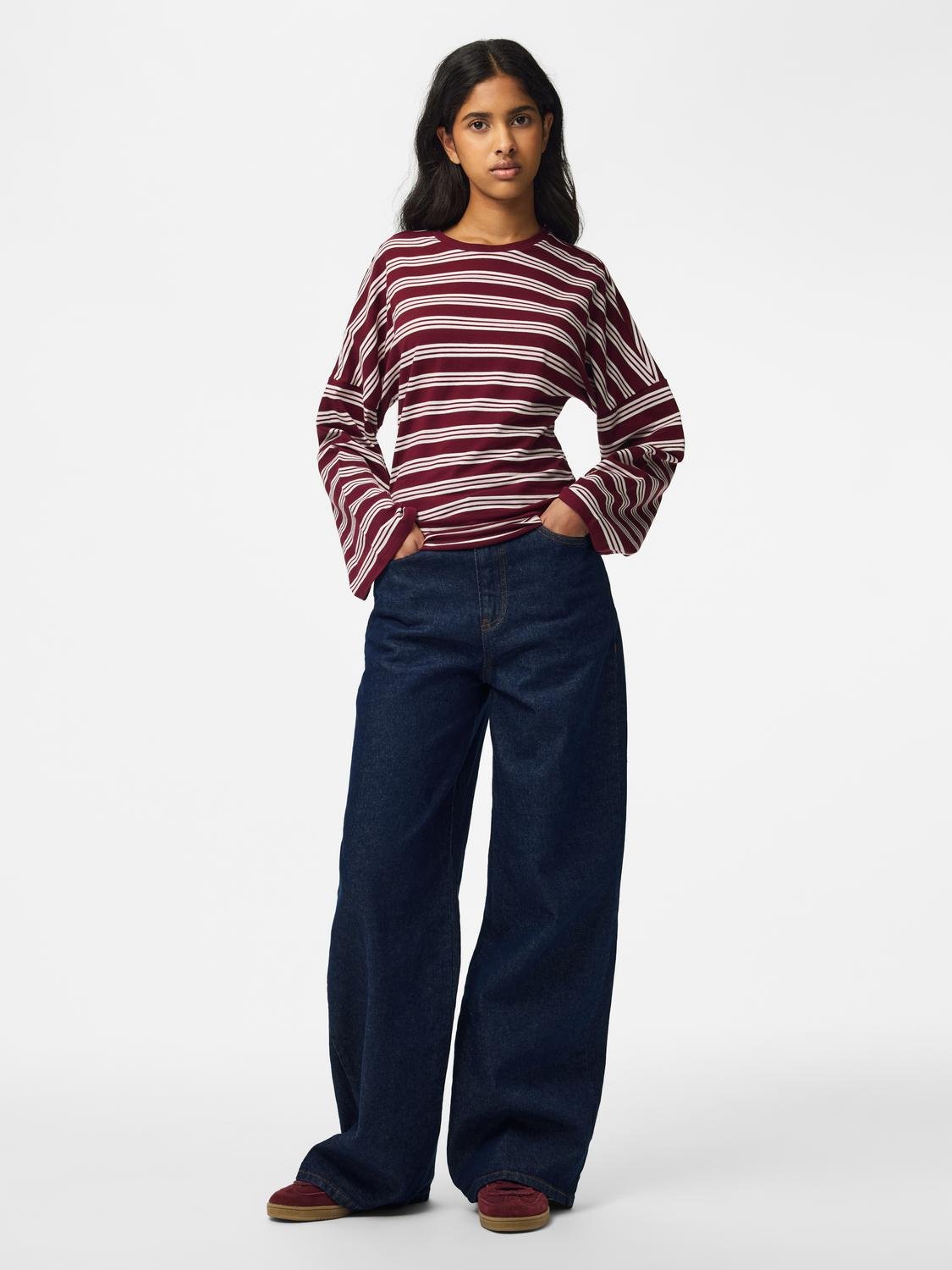 PCALLI Top - Windsor Wine - VERO MODA & VILA Bergvik
