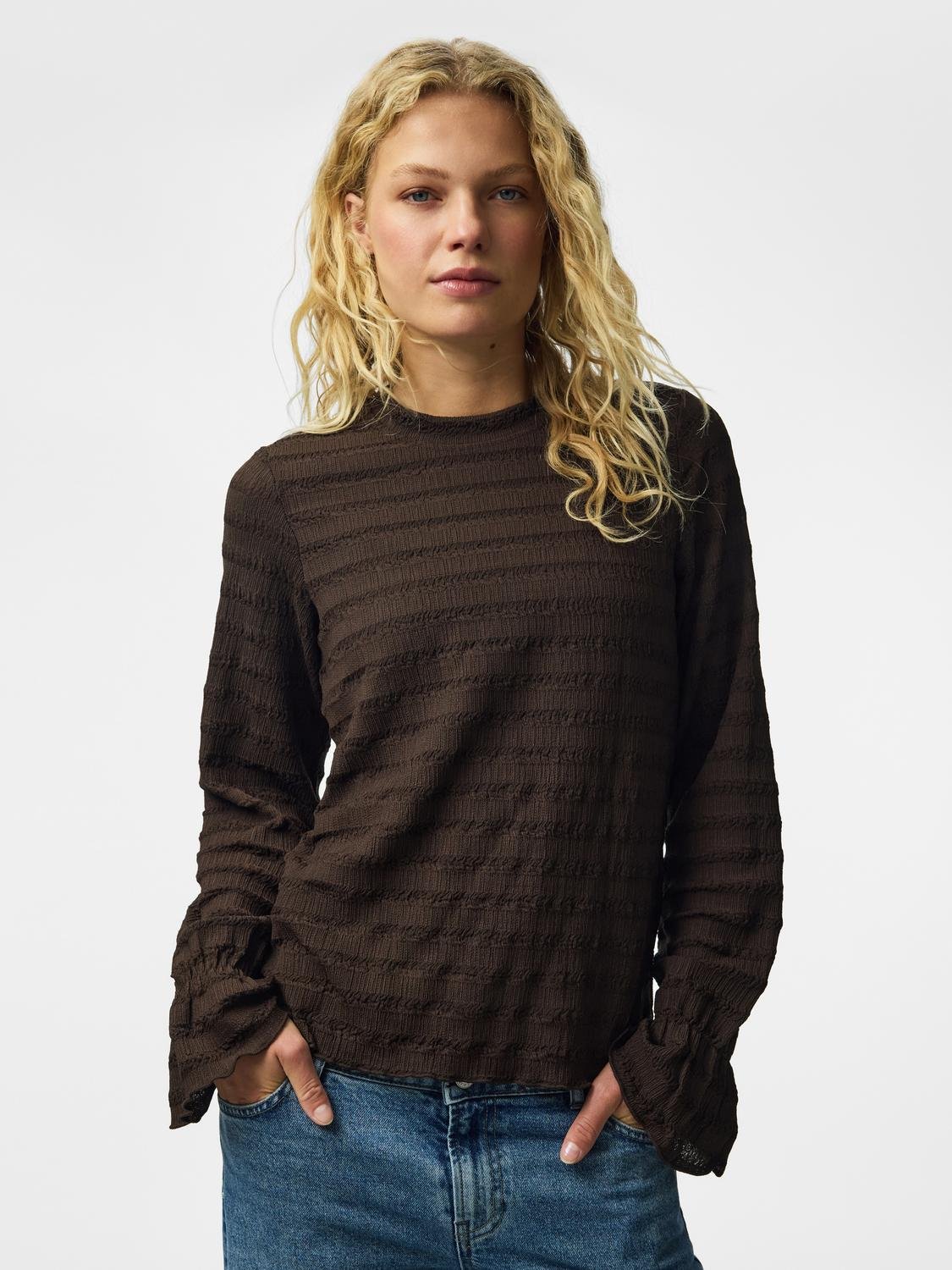PCDAISY Top - Hot Fudge - VERO MODA & VILA Bergvik