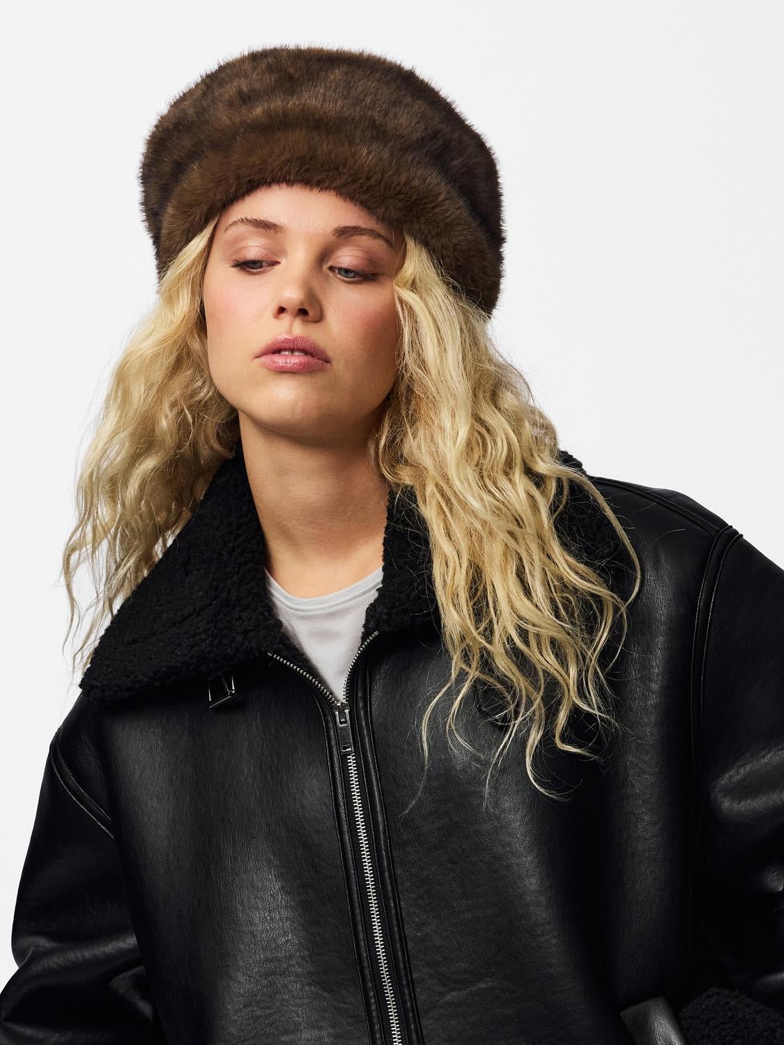 PCJUTLANDIA Hat - Ganache - VERO MODA & VILA Bergvik