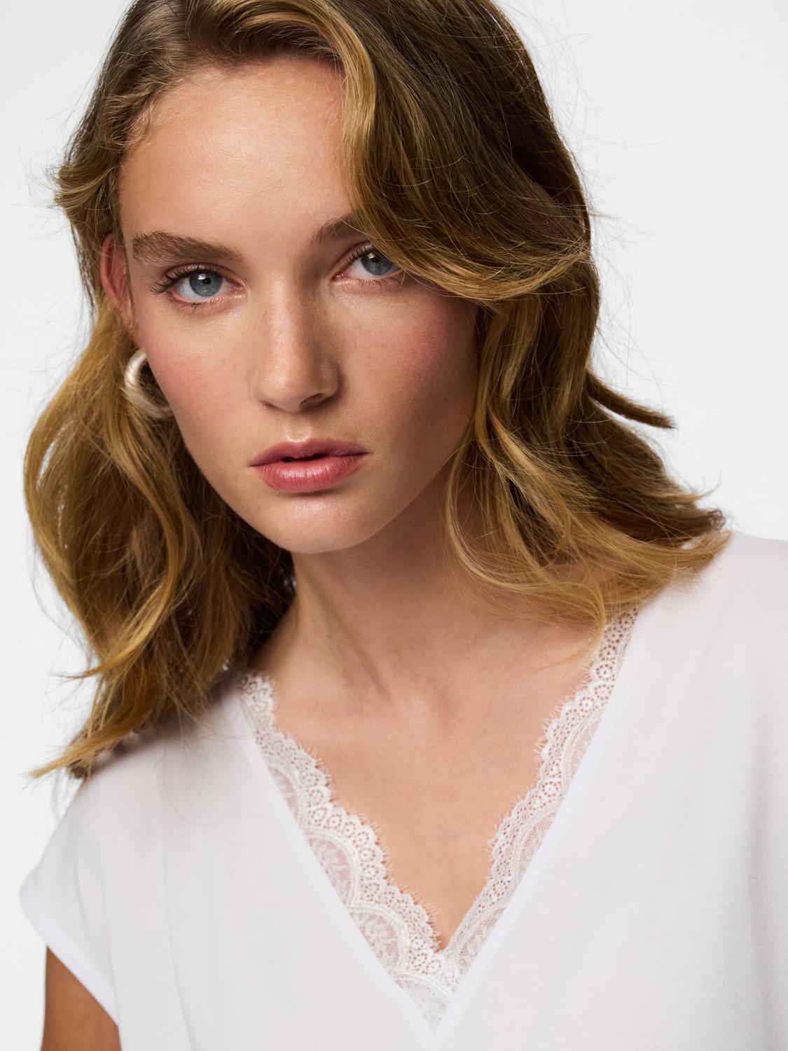 PCKAMALA T-Shirt - Bright White - VERO MODA & VILA Bergvik