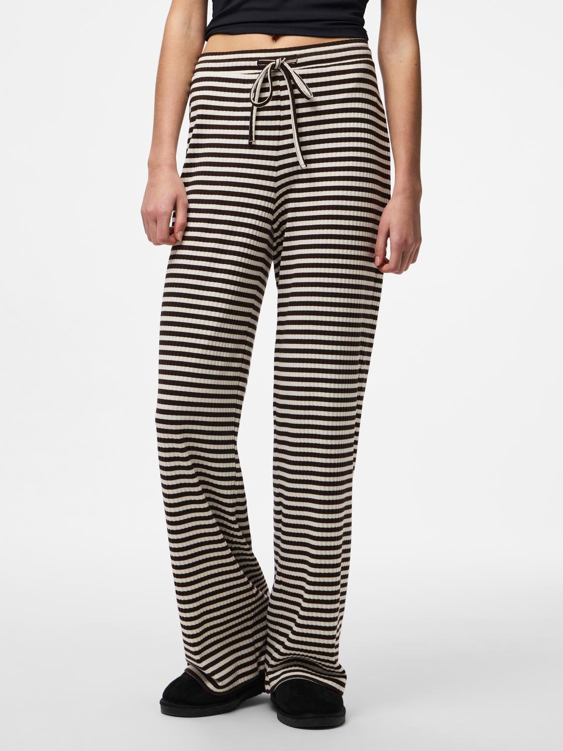 PCLAYA Trousers - Hot Fudge - VERO MODA & VILA Bergvik