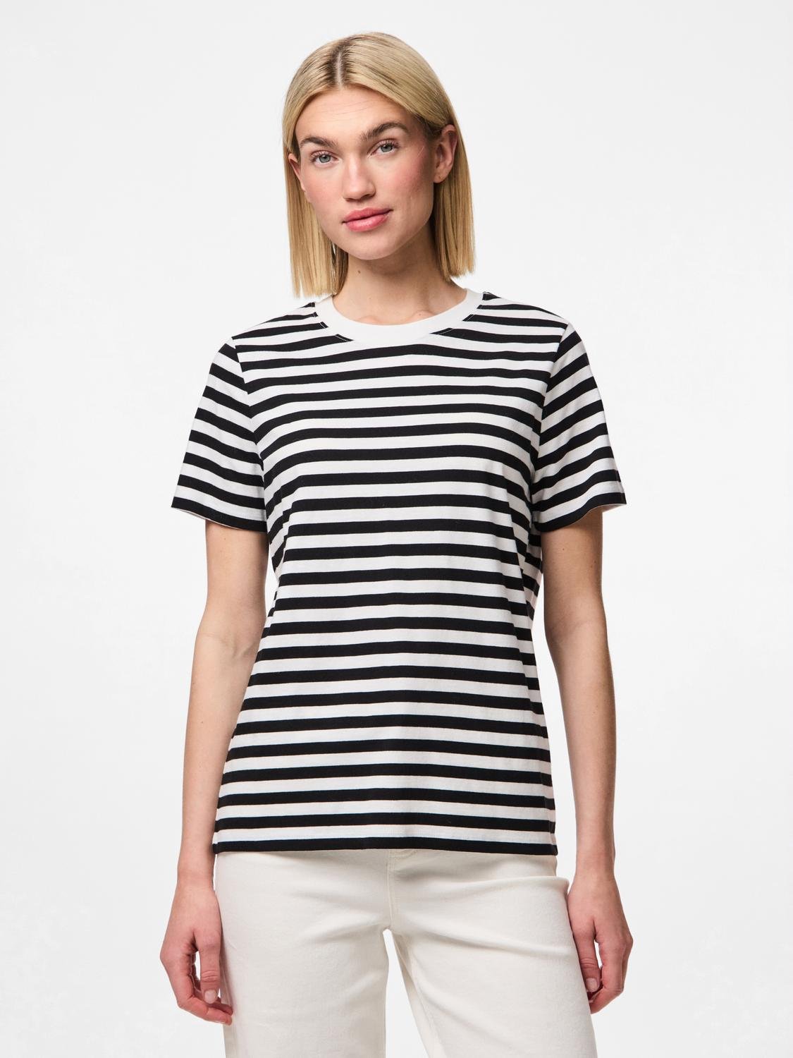 PCRIA T-shirt - Black - VERO MODA & VILA Bergvik