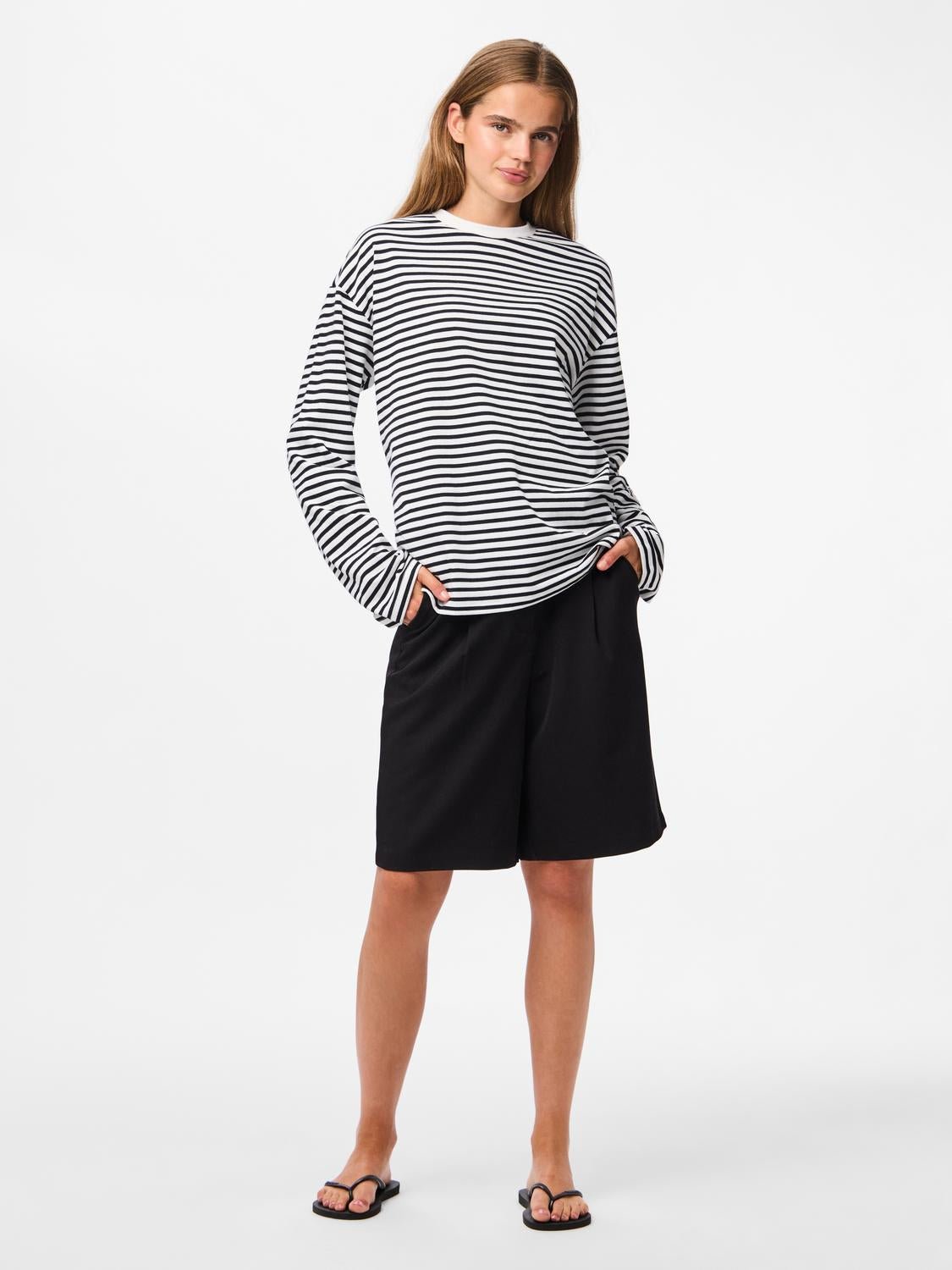 PCSADIE T-shirt - Cloud Dancer - VERO MODA & VILA Bergvik