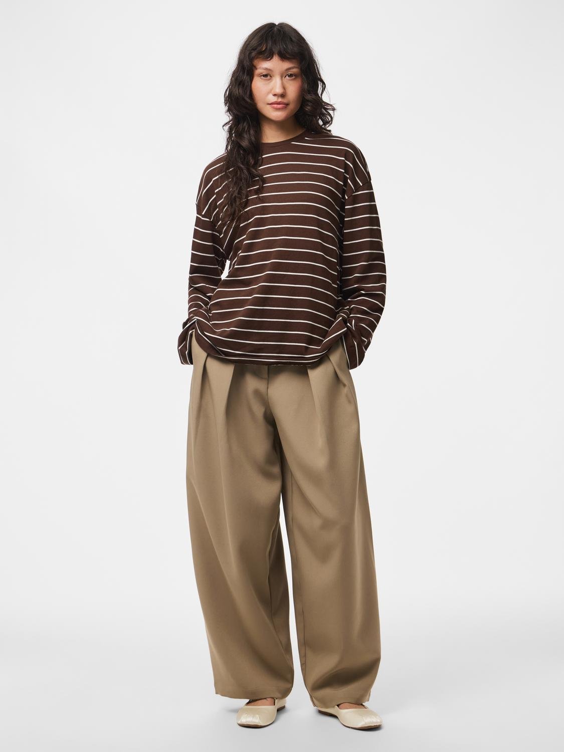 PCSADIE T-shirt - Hot Fudge - VERO MODA & VILA Bergvik