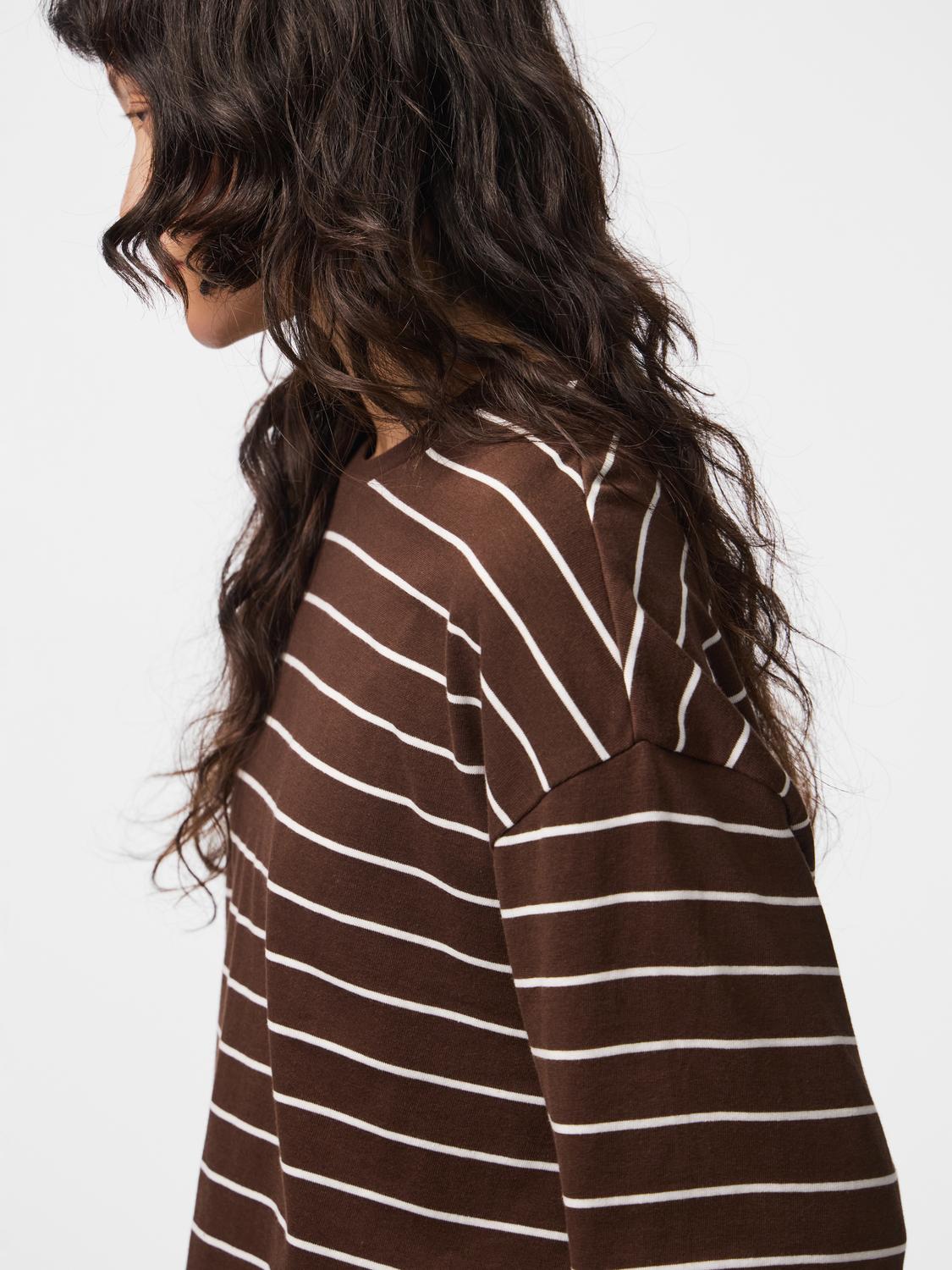 PCSADIE T-shirt - Hot Fudge - VERO MODA & VILA Bergvik