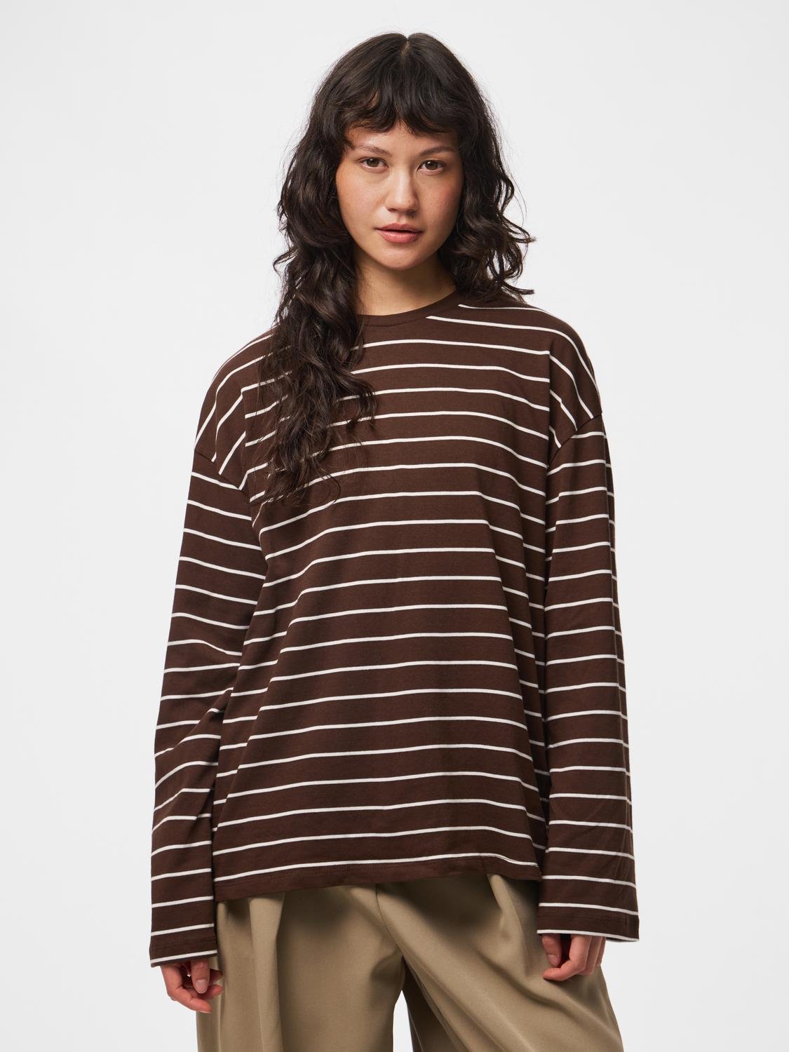 PCSADIE T-shirt - Hot Fudge - VERO MODA & VILA Bergvik