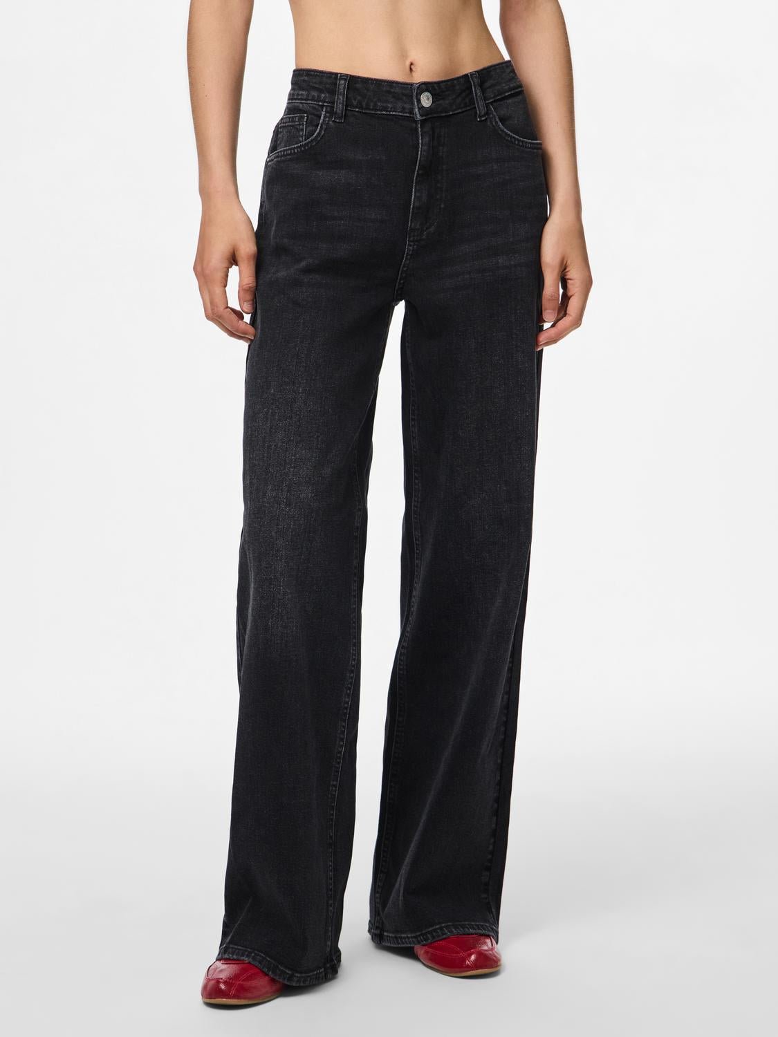 PCSILKE Jeans - Black Denim - VERO MODA & VILA Bergvik