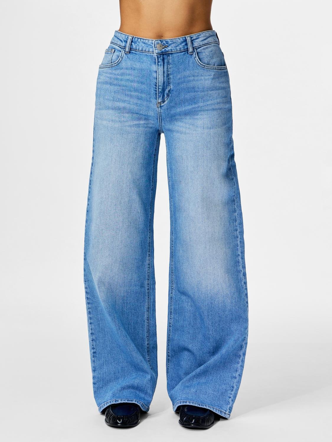 PCSILKE Jeans - Light Blue Denim - VERO MODA & VILA Bergvik