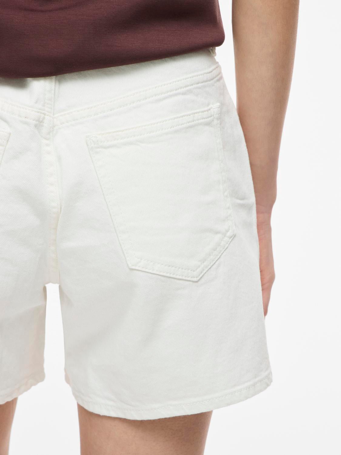 VIJAF Shorts - Cloud Dancer - VERO MODA & VILA Bergvik