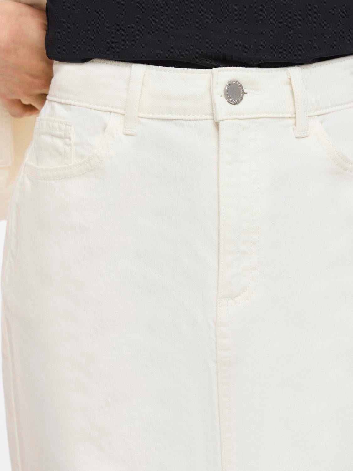 VIKAJA Short Skirt - Cloud Dancer - VERO MODA & VILA Bergvik