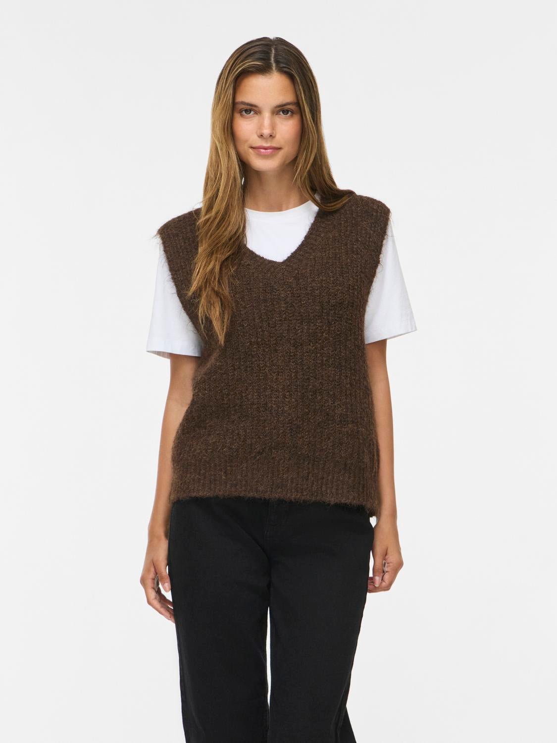 VILAMPE Knitted Waistcoat - Coffee Bean - VERO MODA & VILA Bergvik