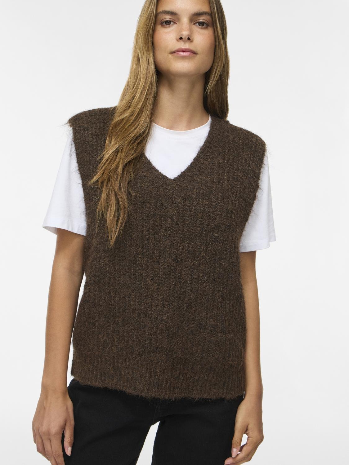 VILAMPE Knitted Waistcoat - Coffee Bean - VERO MODA & VILA Bergvik