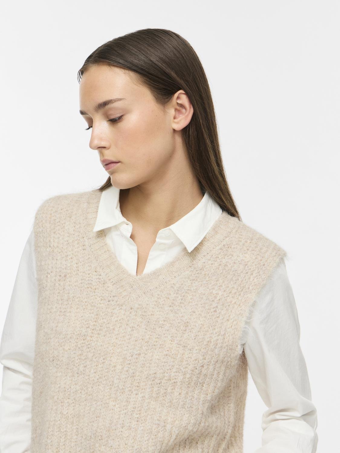 VILAMPE Knitted Waistcoat - Super Light Natural Melan - VERO MODA & VILA Bergvik