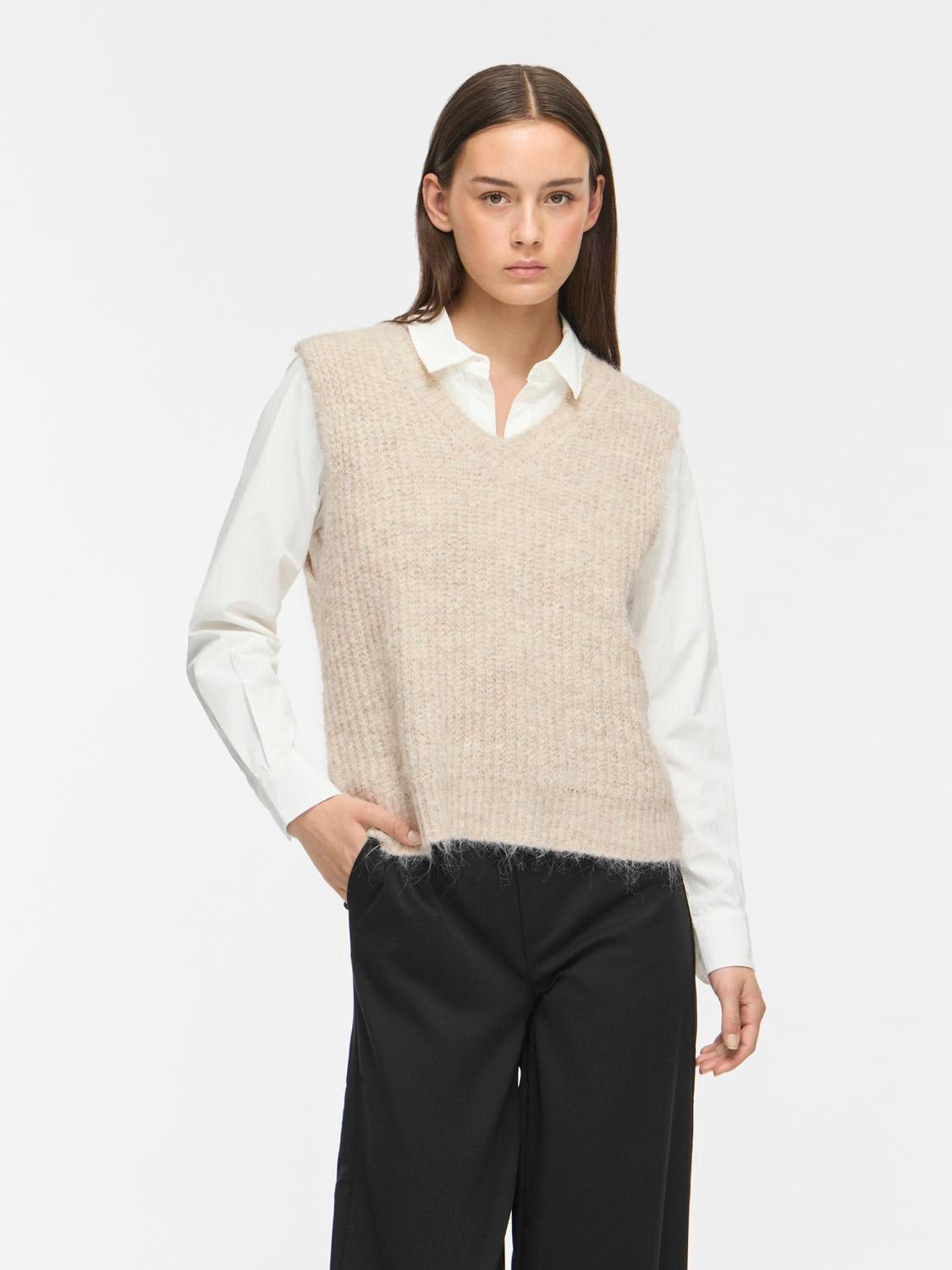 VILAMPE Knitted Waistcoat - Super Light Natural Melan - VERO MODA & VILA Bergvik