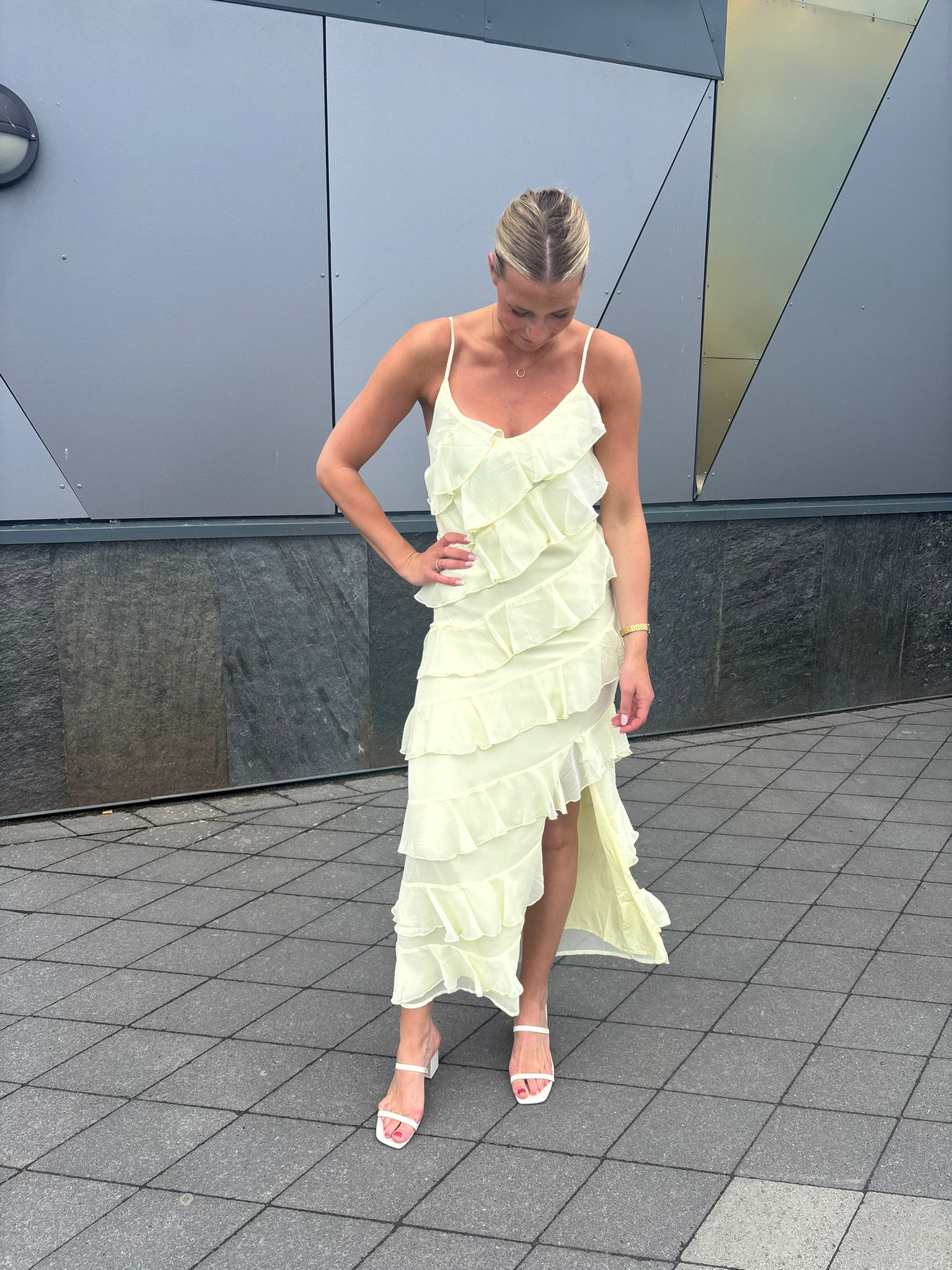VILUNA Midi Dress - Pastel Yellow - VERO MODA & VILA Bergvik