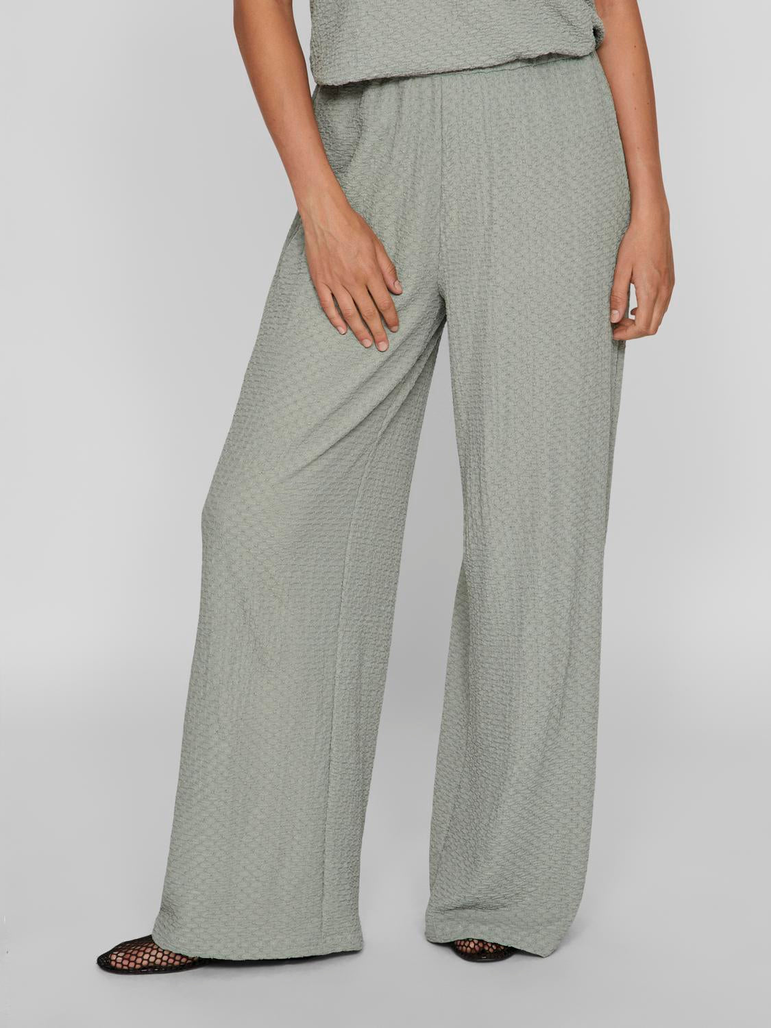 VIVALLIE Pants - Green Milieu - VERO MODA & VILA Bergvik