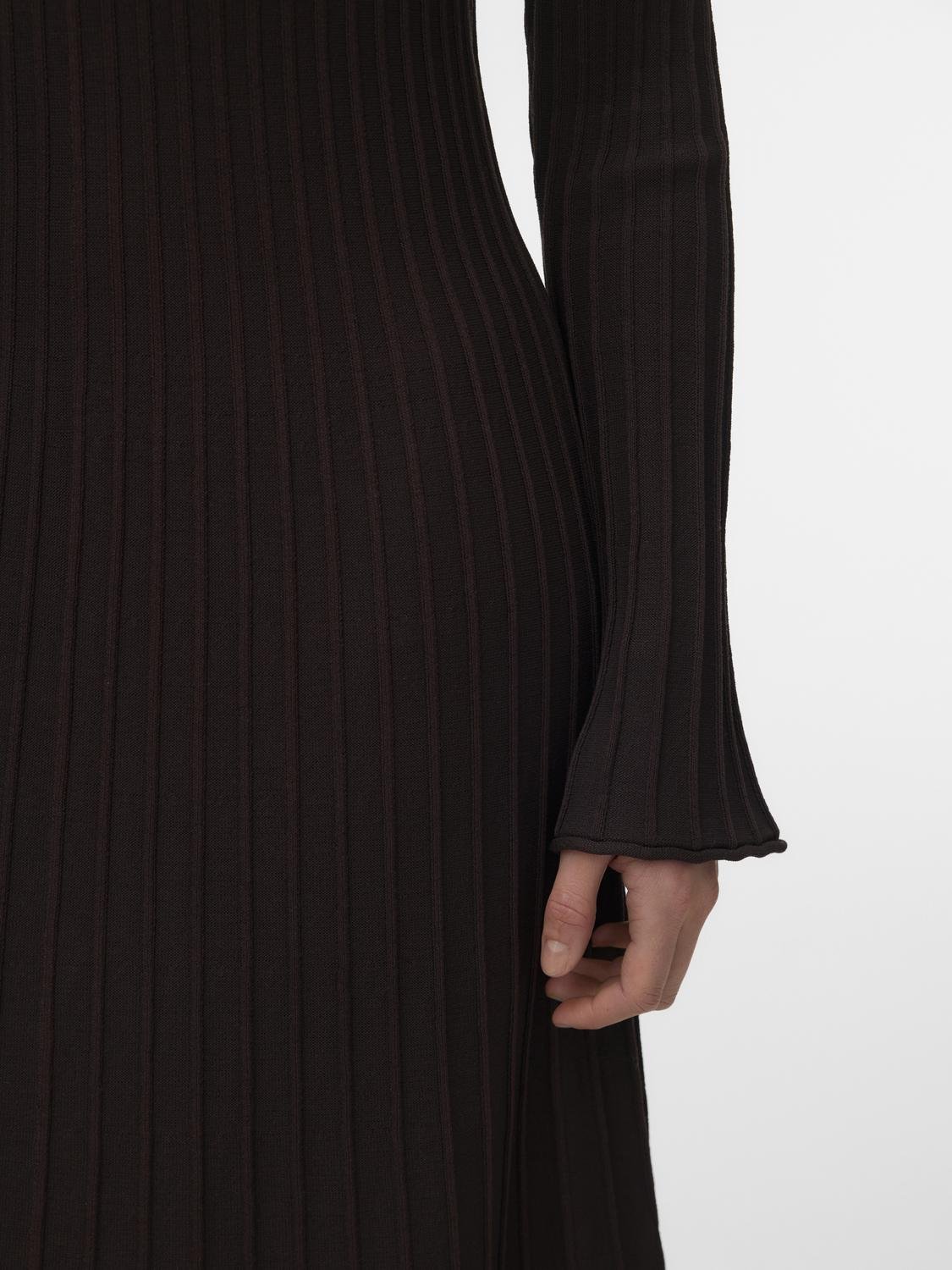 VMALESSANDRIA Long Dress - Chocolate Torte - VERO MODA & VILA Bergvik