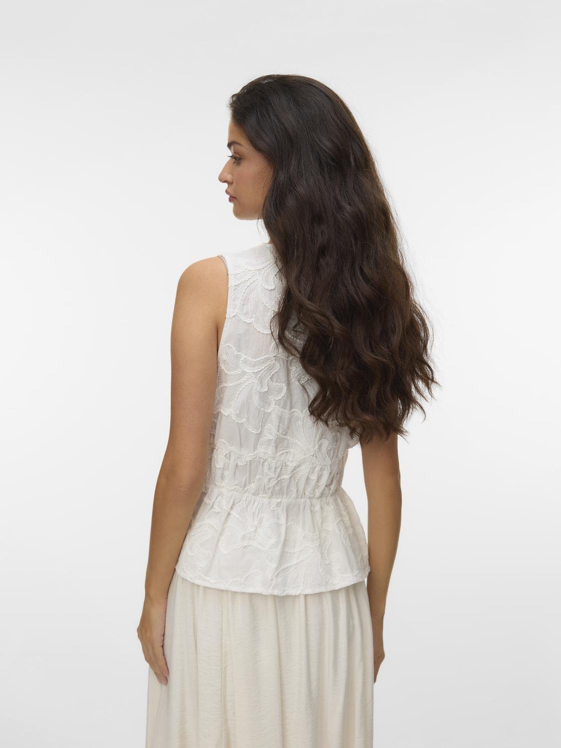 VMANN Top - Snow White - VERO MODA & VILA Bergvik