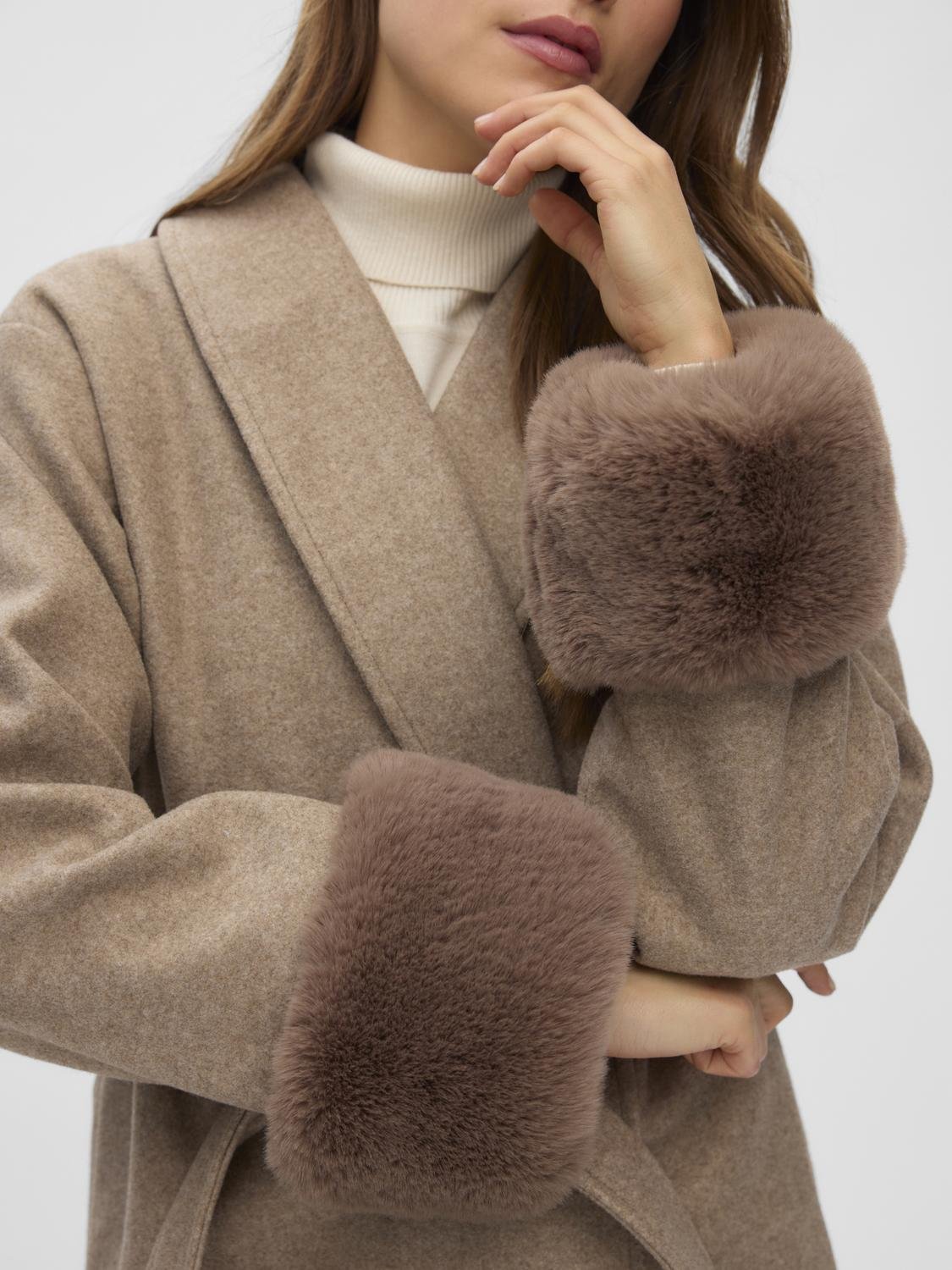 VMANNEBEA Jacket - Fossil - VERO MODA & VILA Bergvik