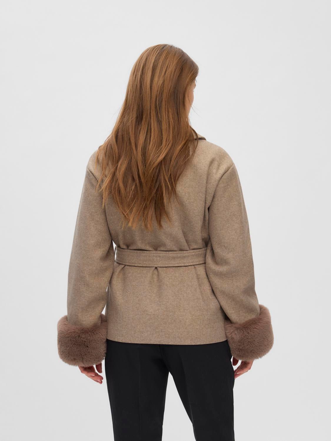 VMANNEBEA Jacket - Fossil - VERO MODA & VILA Bergvik