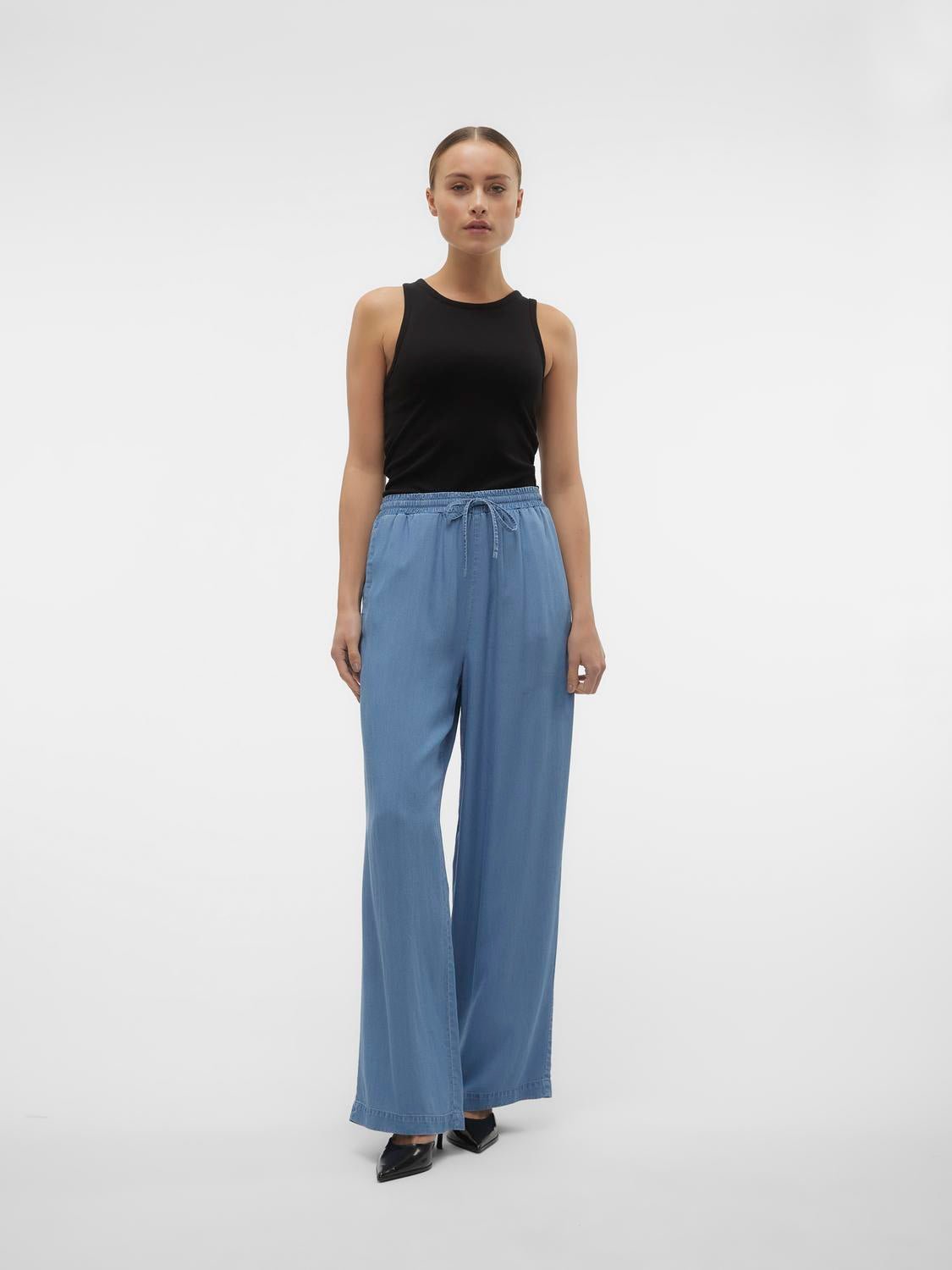 VMBREE Trousers - Medium Blue Denim - VERO MODA & VILA Bergvik