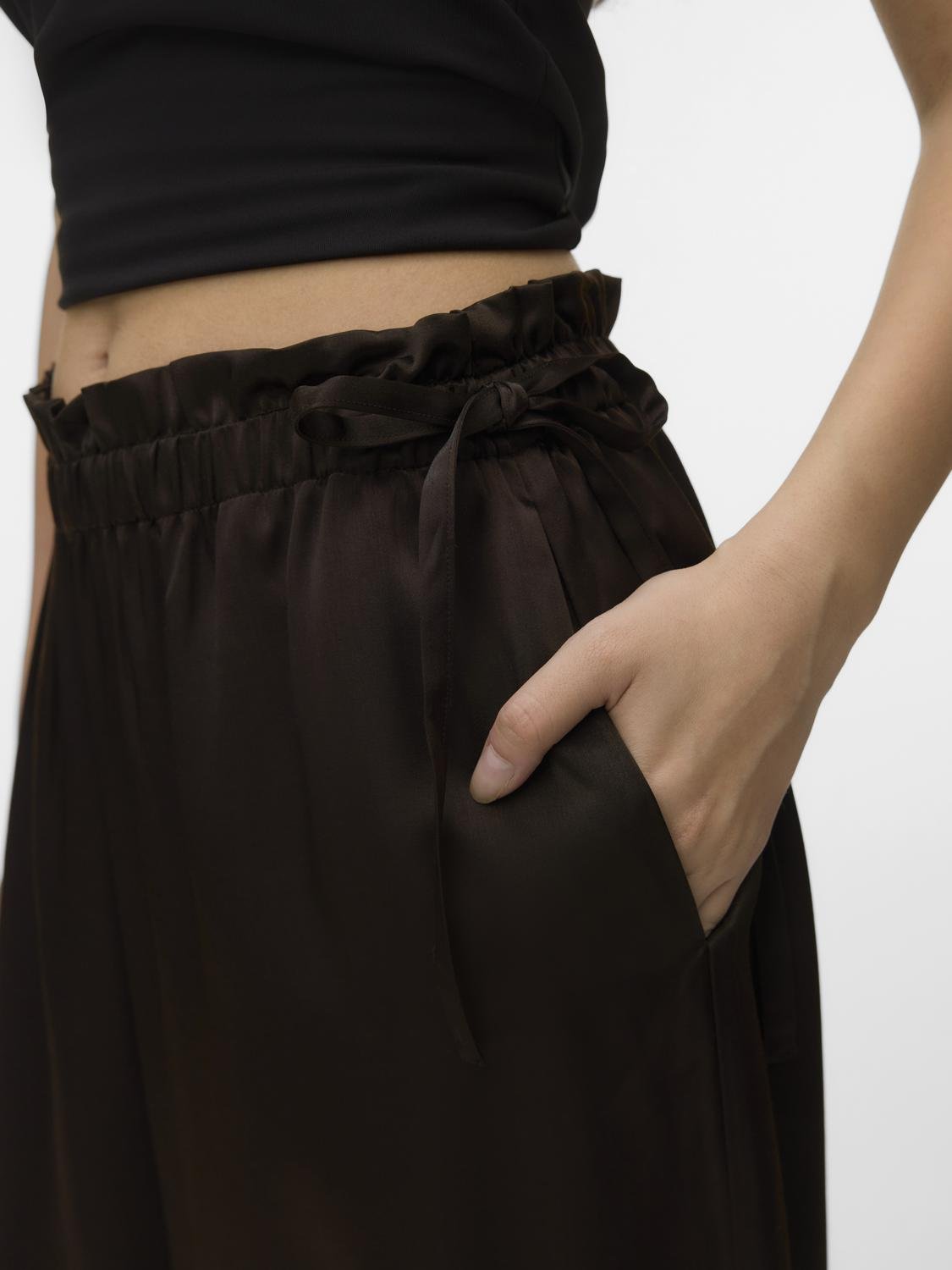 VMCHARM Trousers - Chocolate Torte - VERO MODA & VILA Bergvik