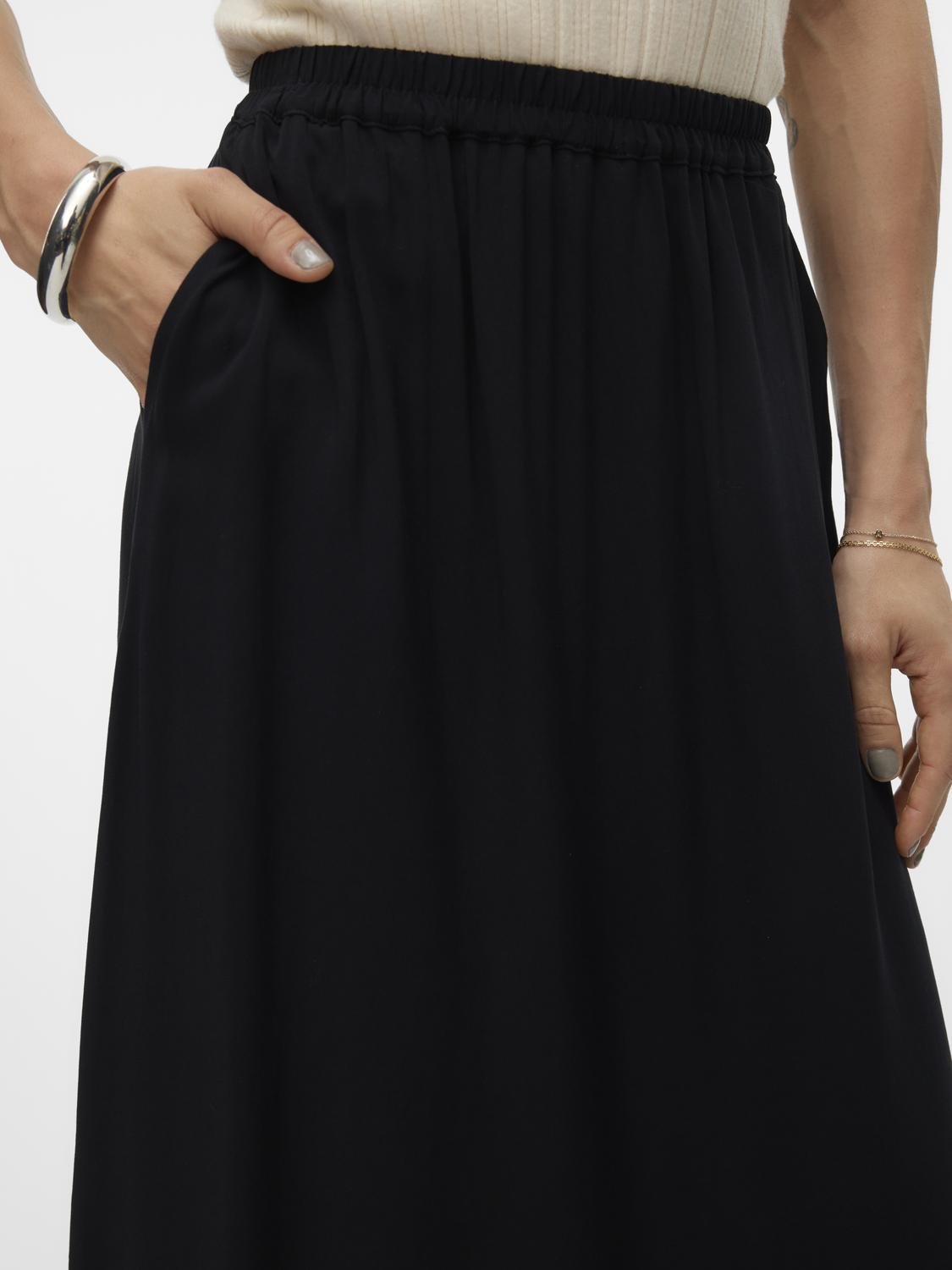 VMEASY Long Skirt - Black - VERO MODA & VILA Bergvik
