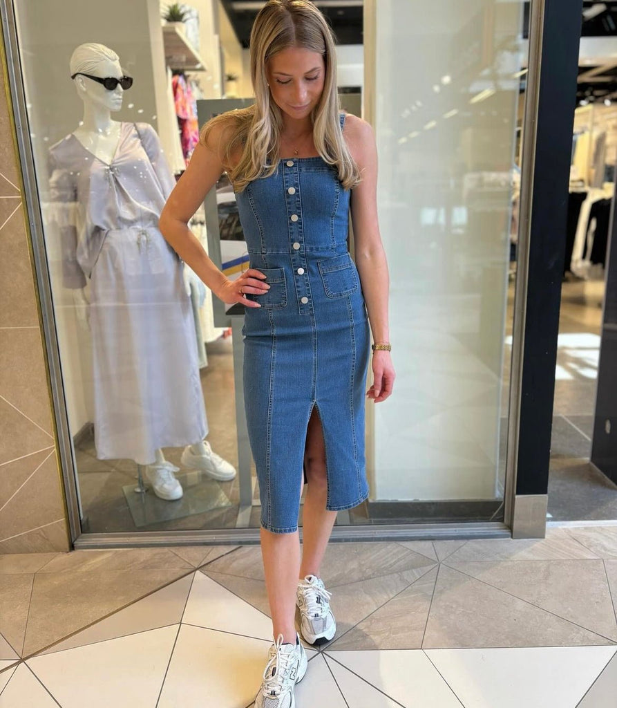 VMSAILA Dress - Medium Blue Denim - VERO MODA & VILA Bergvik