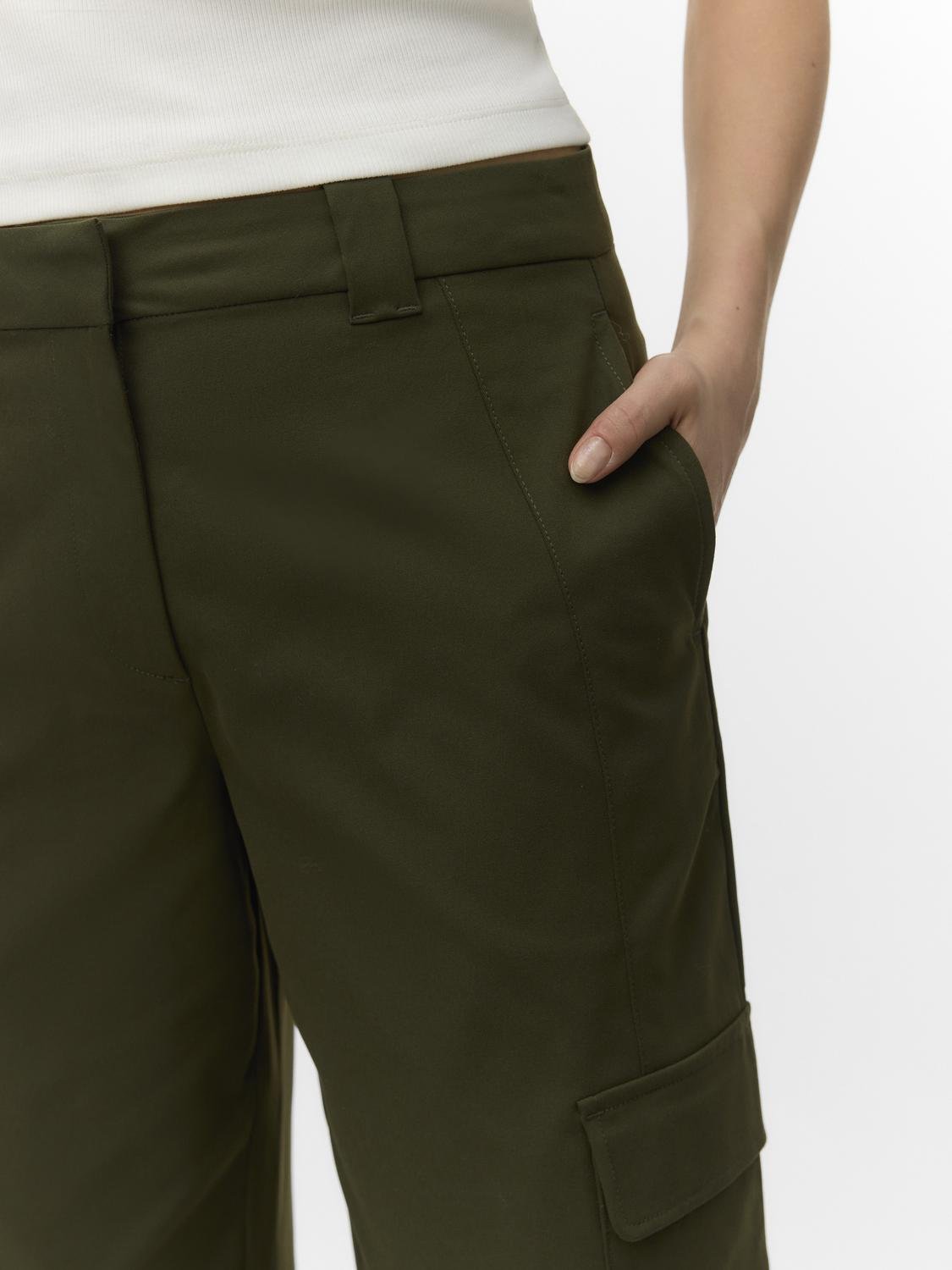 VMSILLA Tailored Trousers - Forest Night - VERO MODA & VILA Bergvik