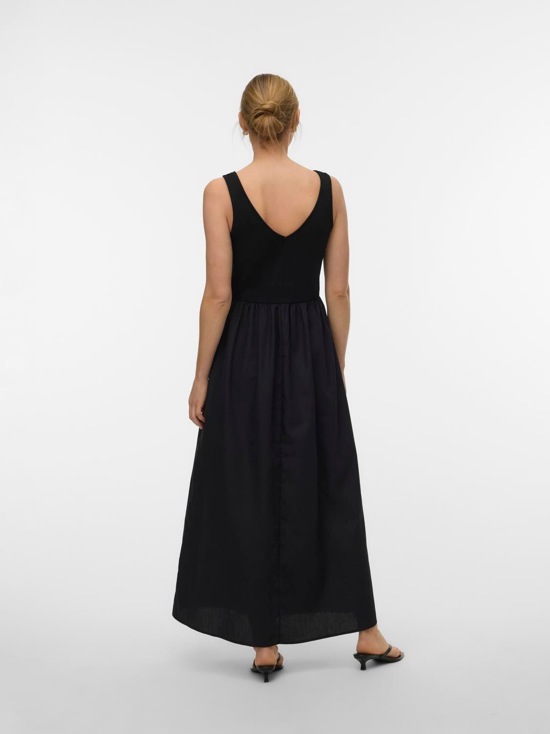 VMVALLY Long Dress - Black - VERO MODA & VILA Bergvik