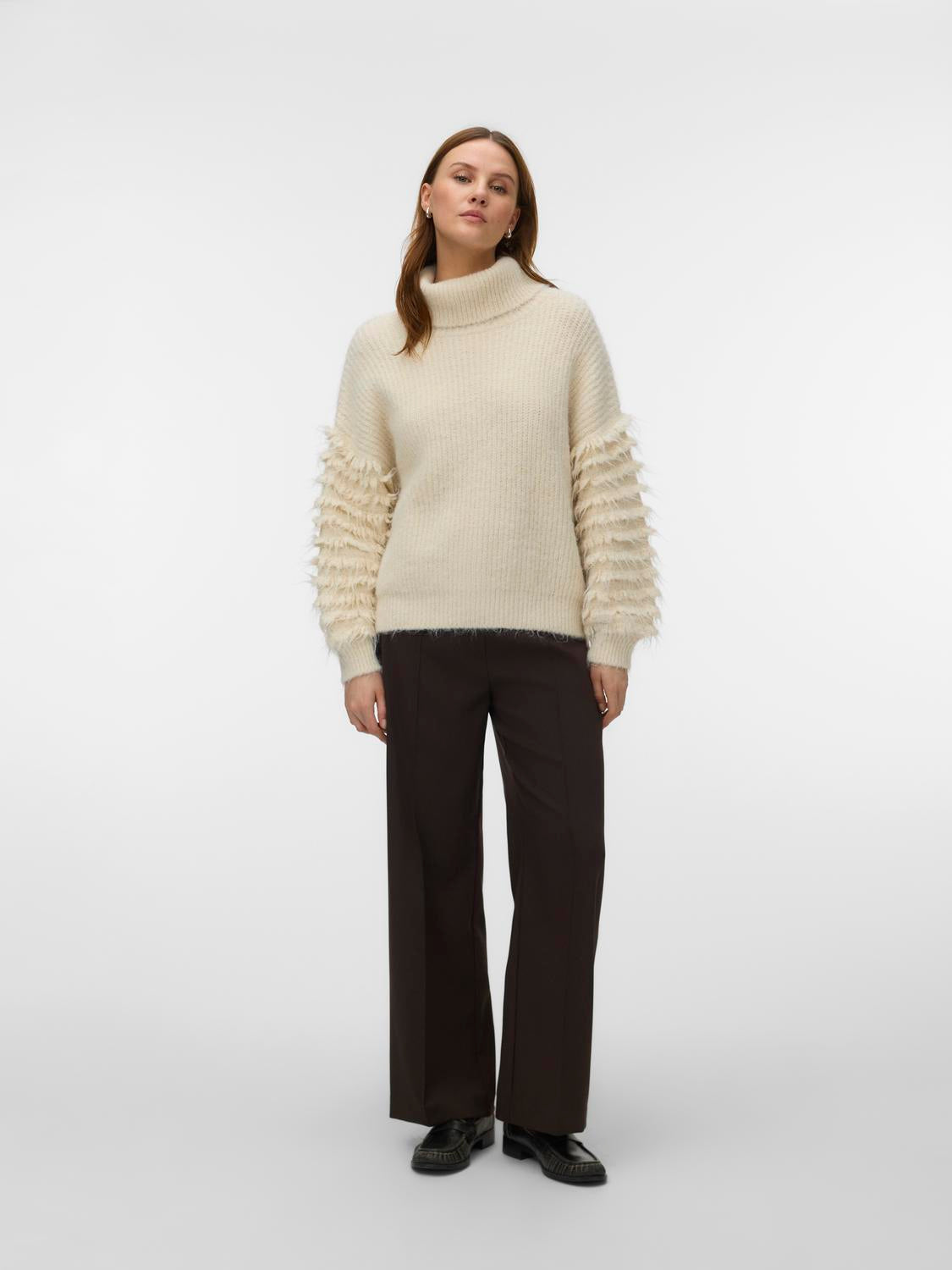 model_shot-front