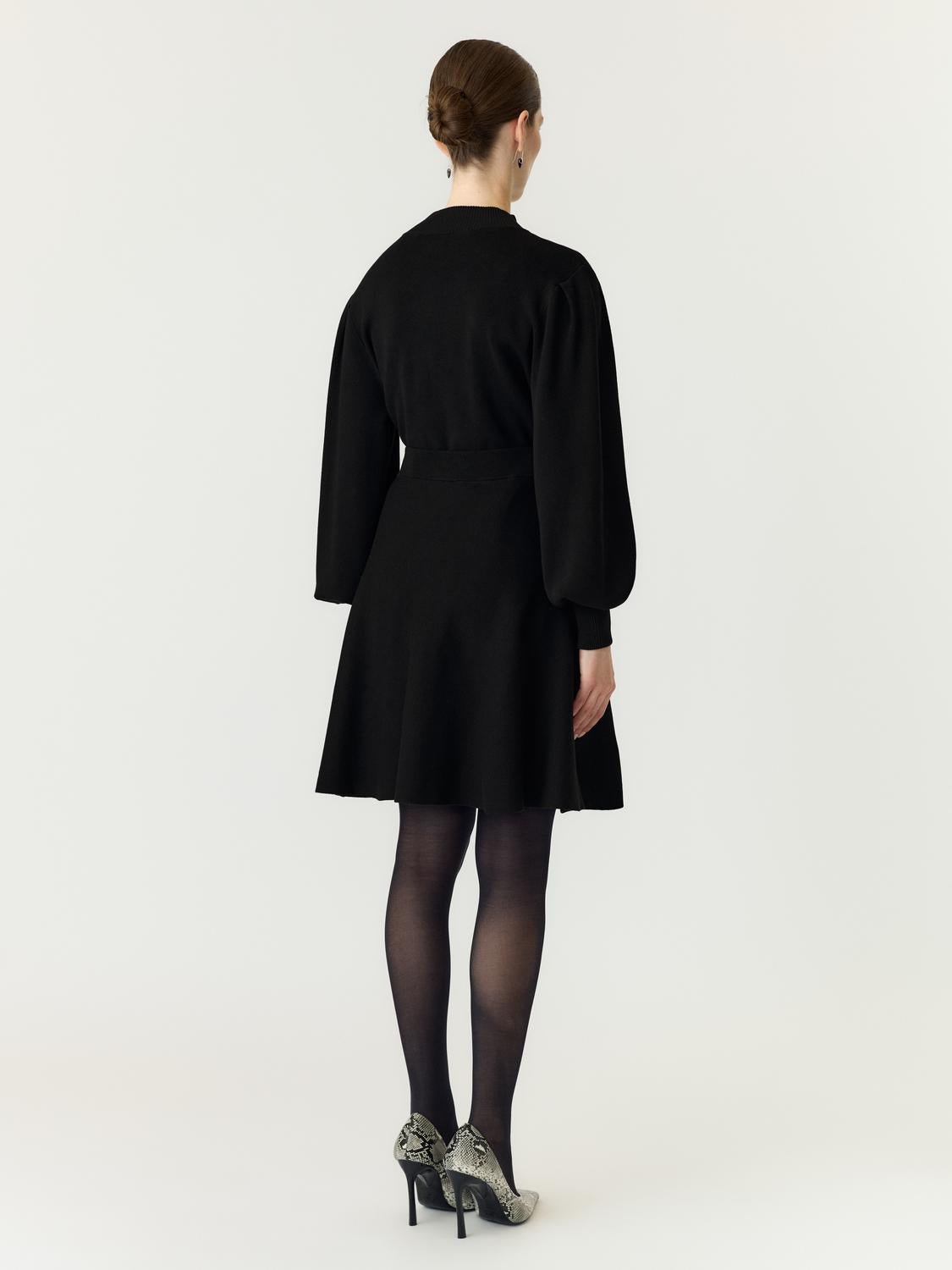 YASFONNY Short Skirt - Black - VERO MODA & VILA Bergvik
